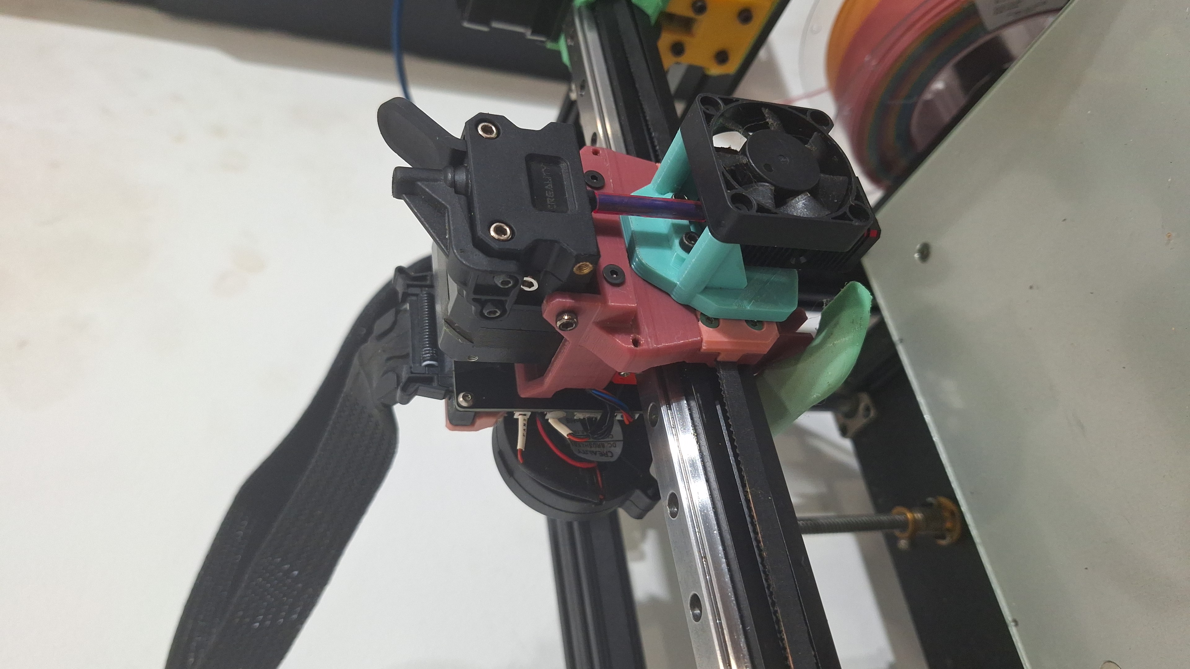 Carro para guias lineales montando spider hotend 4