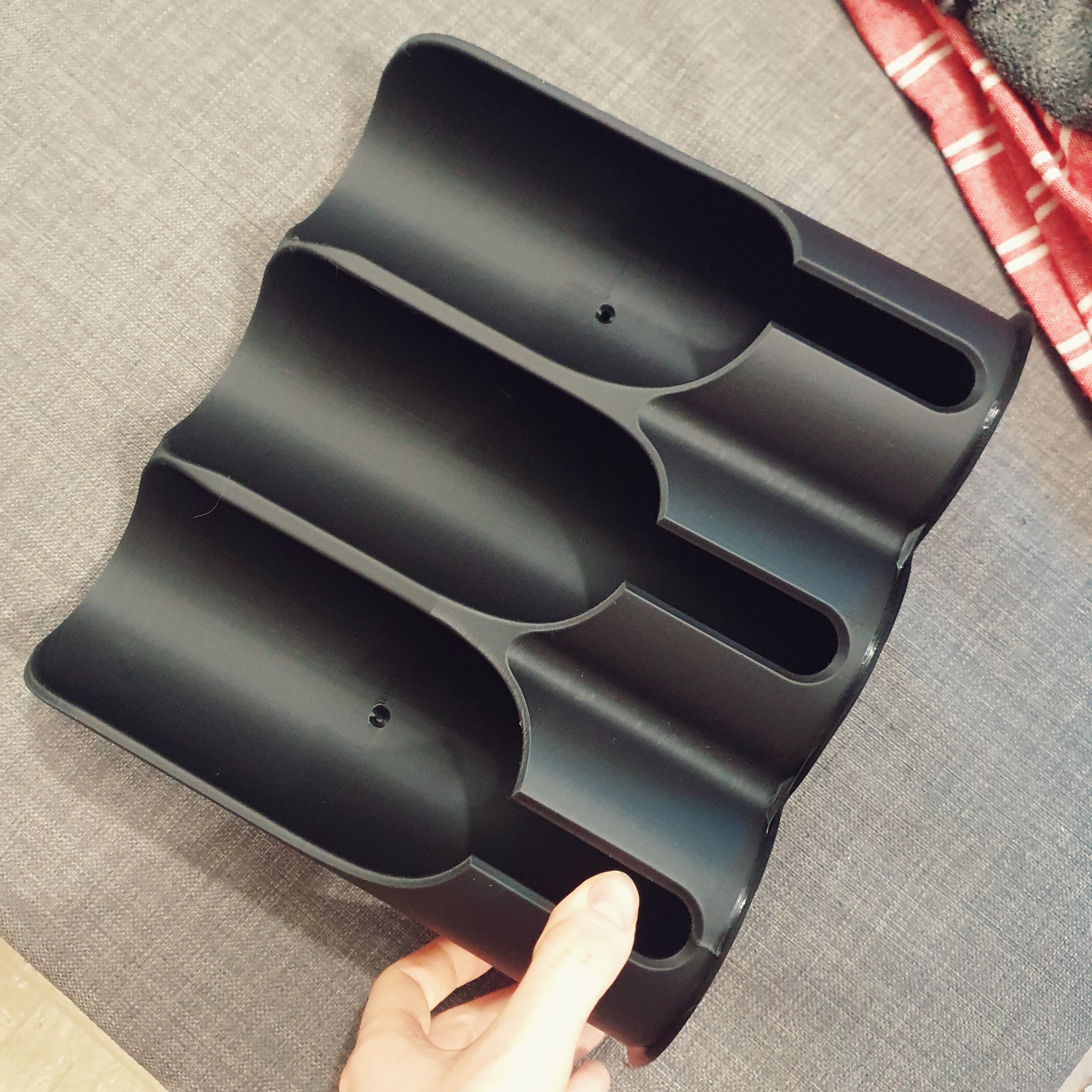 Tashbag roll / paper towel holder