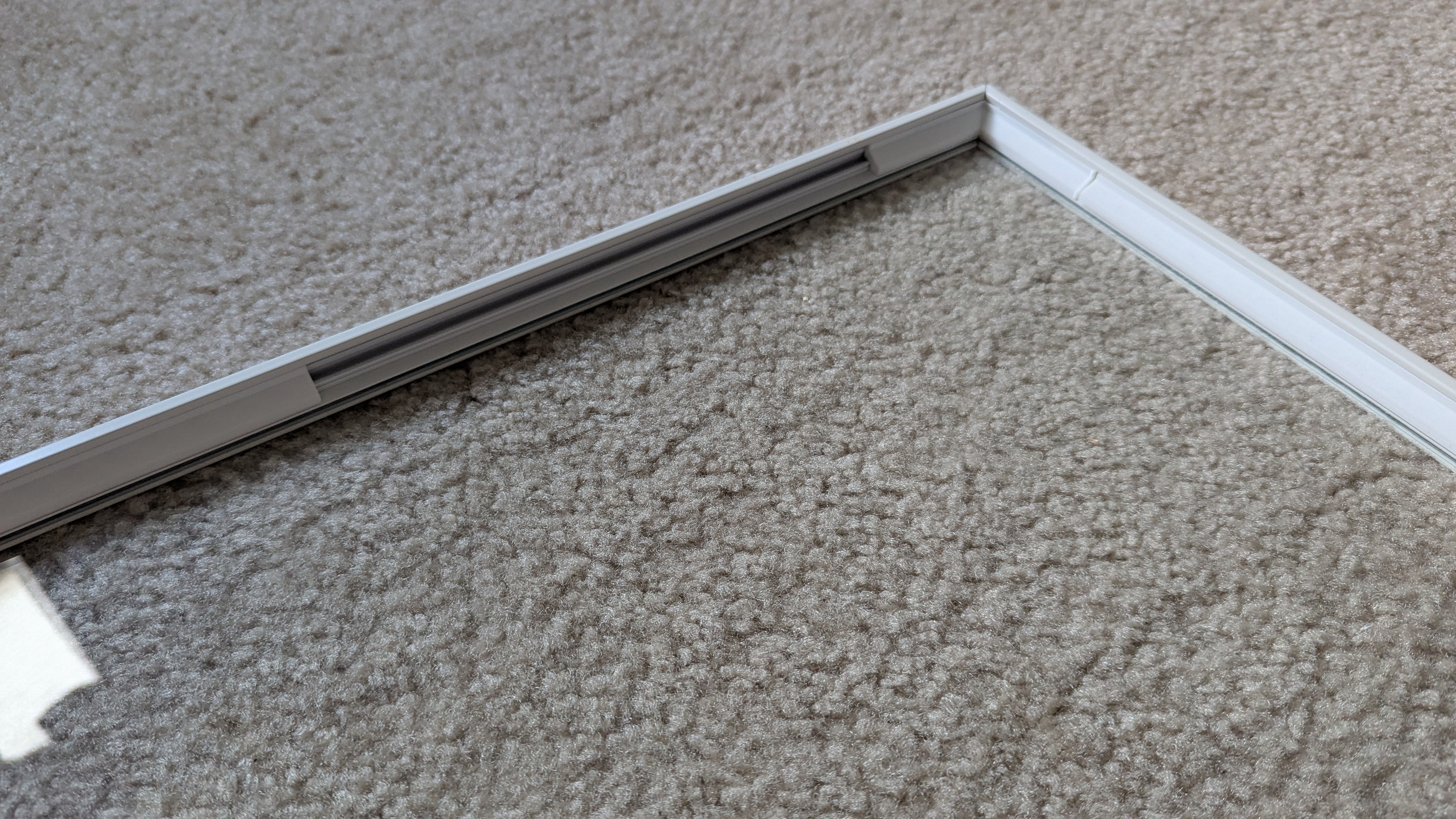 IKEA HÖGBO (HOGBO) Glass Door Compatible COB LED Strip Mounting Trim — miniatura 3