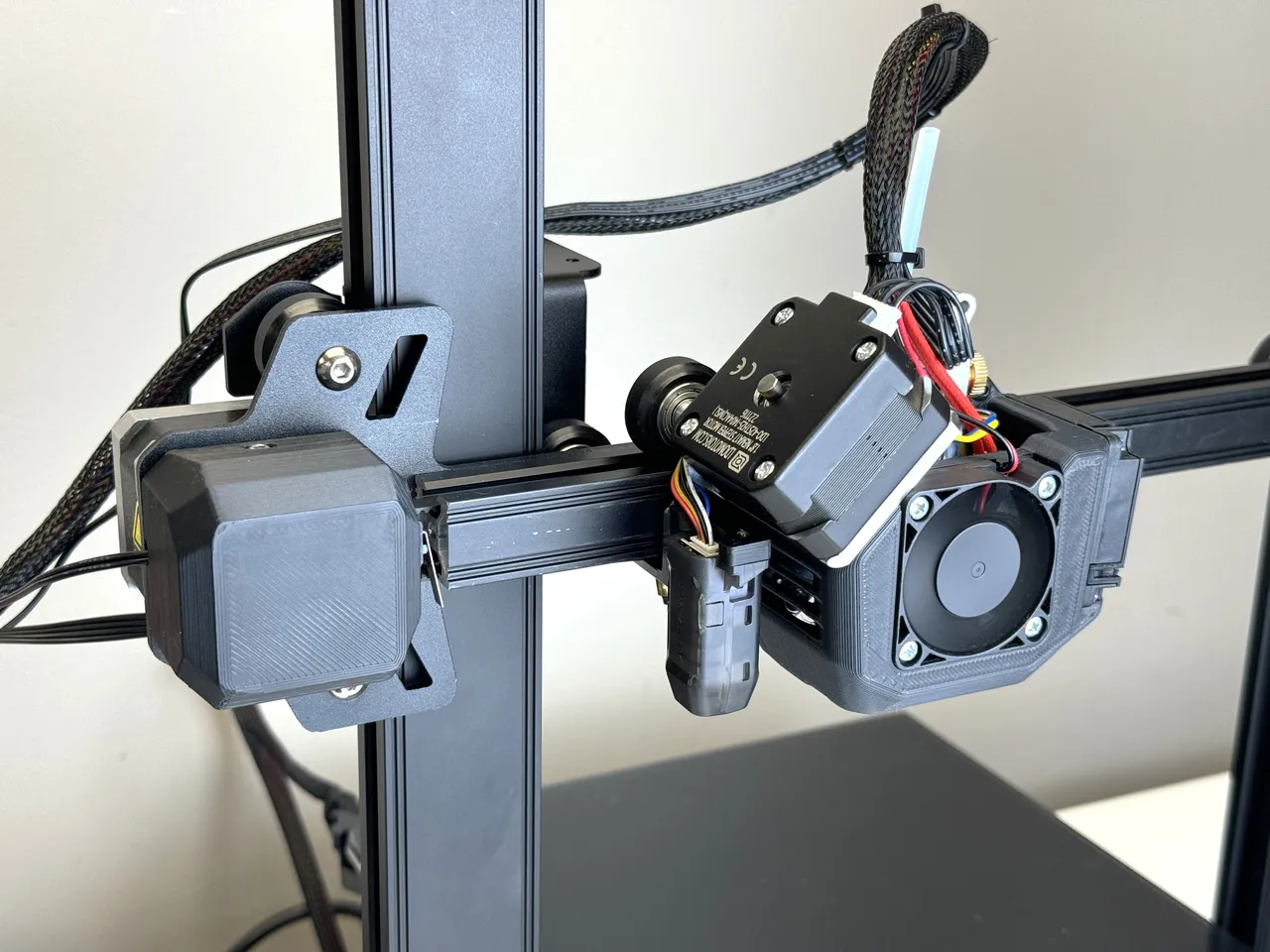 M3208 Ender 3 V2 Neo [Micro Swiss NG Extruder] - Fan Shroud and