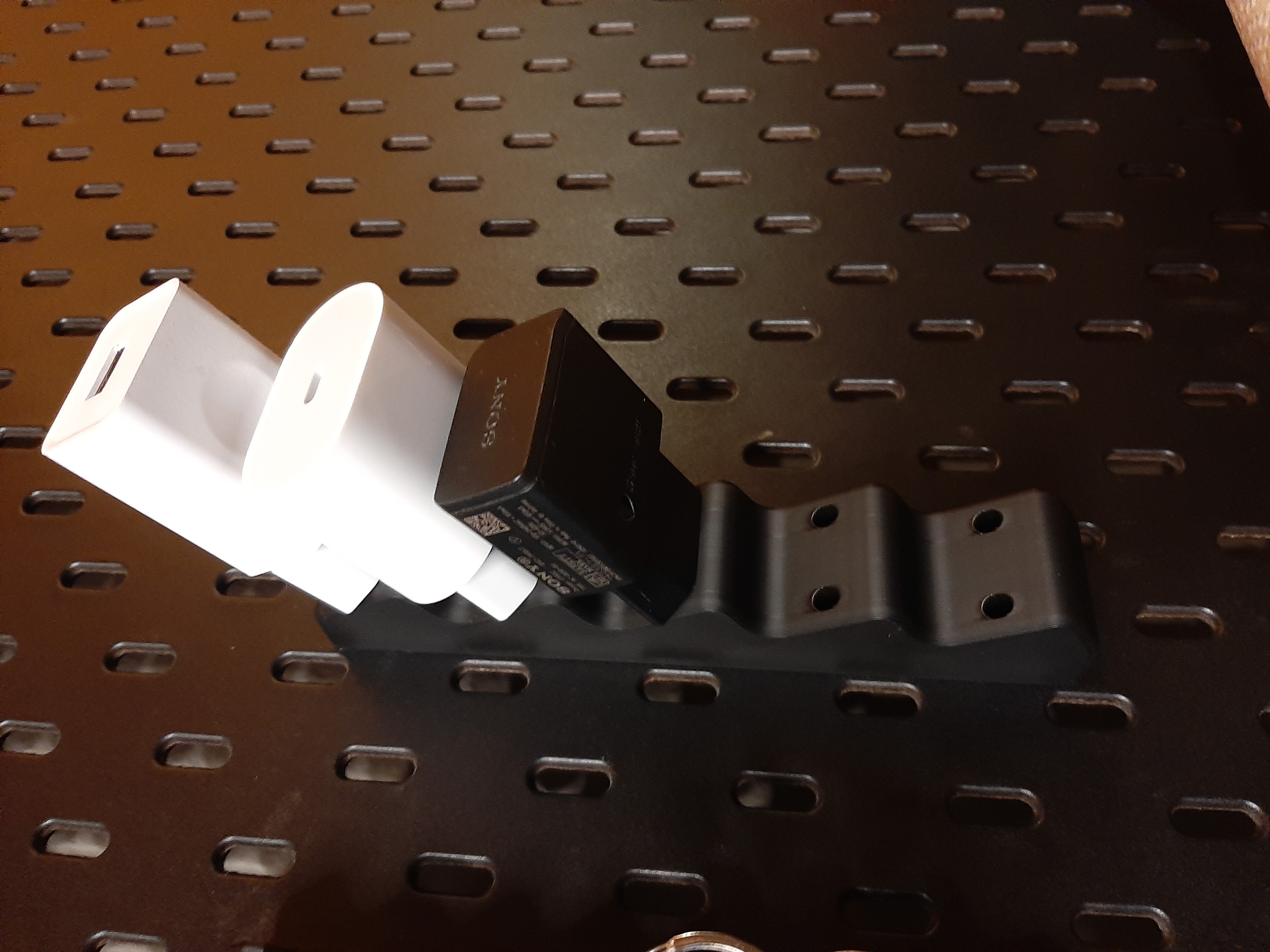 Skadis USB Charger Holder