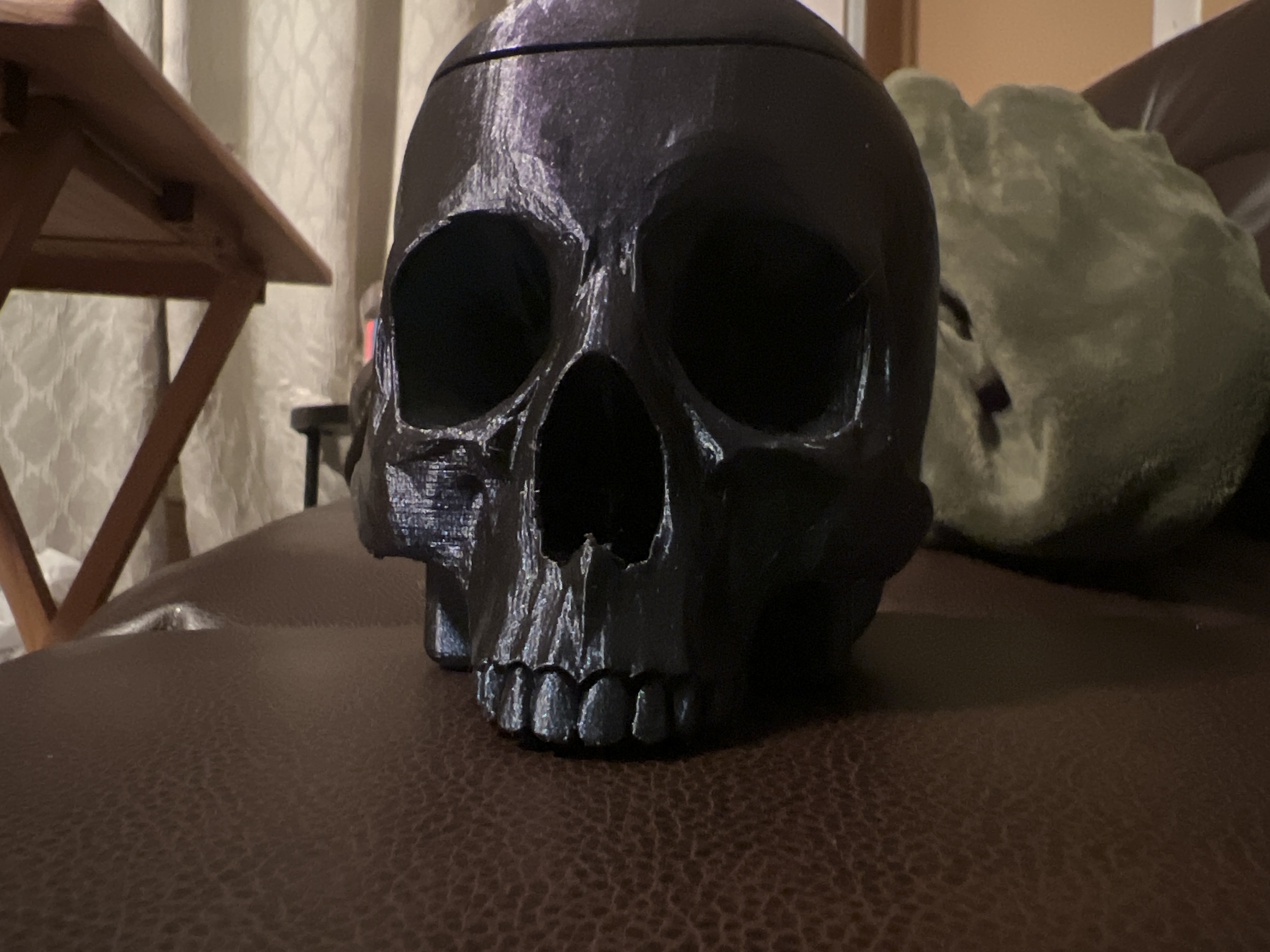 Skull deck box