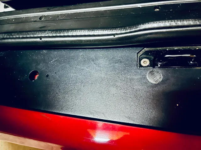 1992 - 2000 Dodge Viper Sill Plugs