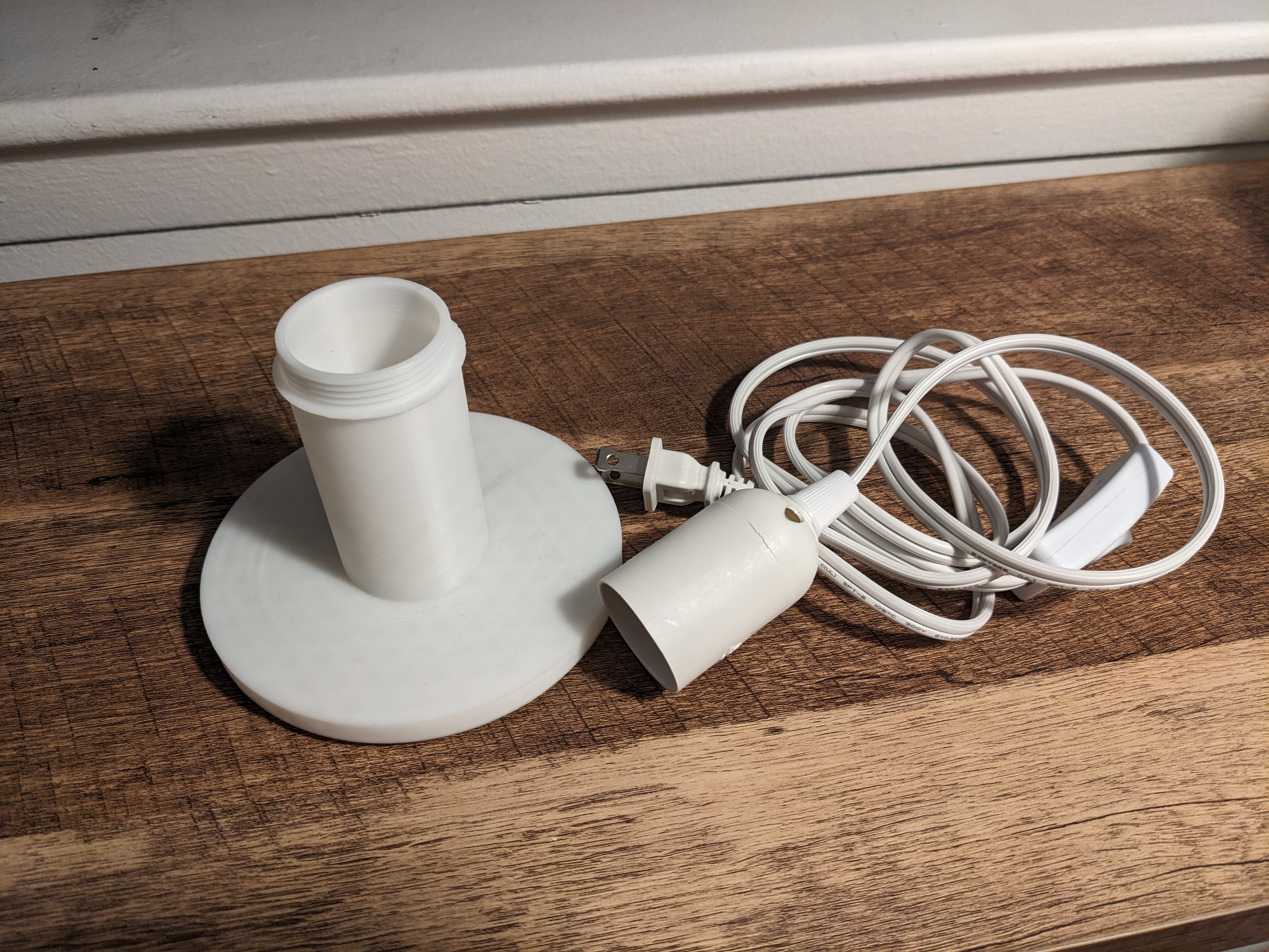 Miniatura 2 do modelo 3D Lamp Base