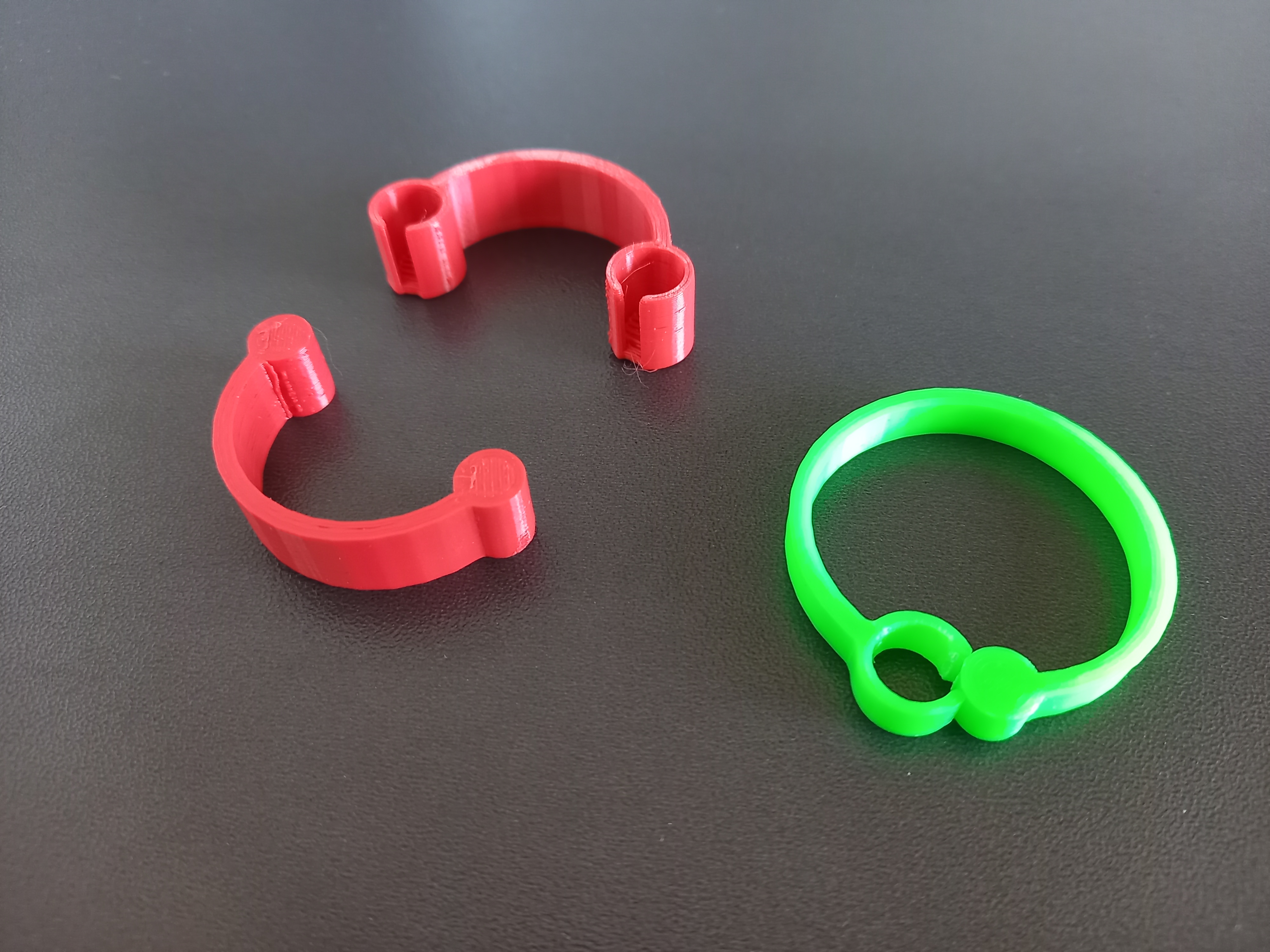 Simple cable organizer