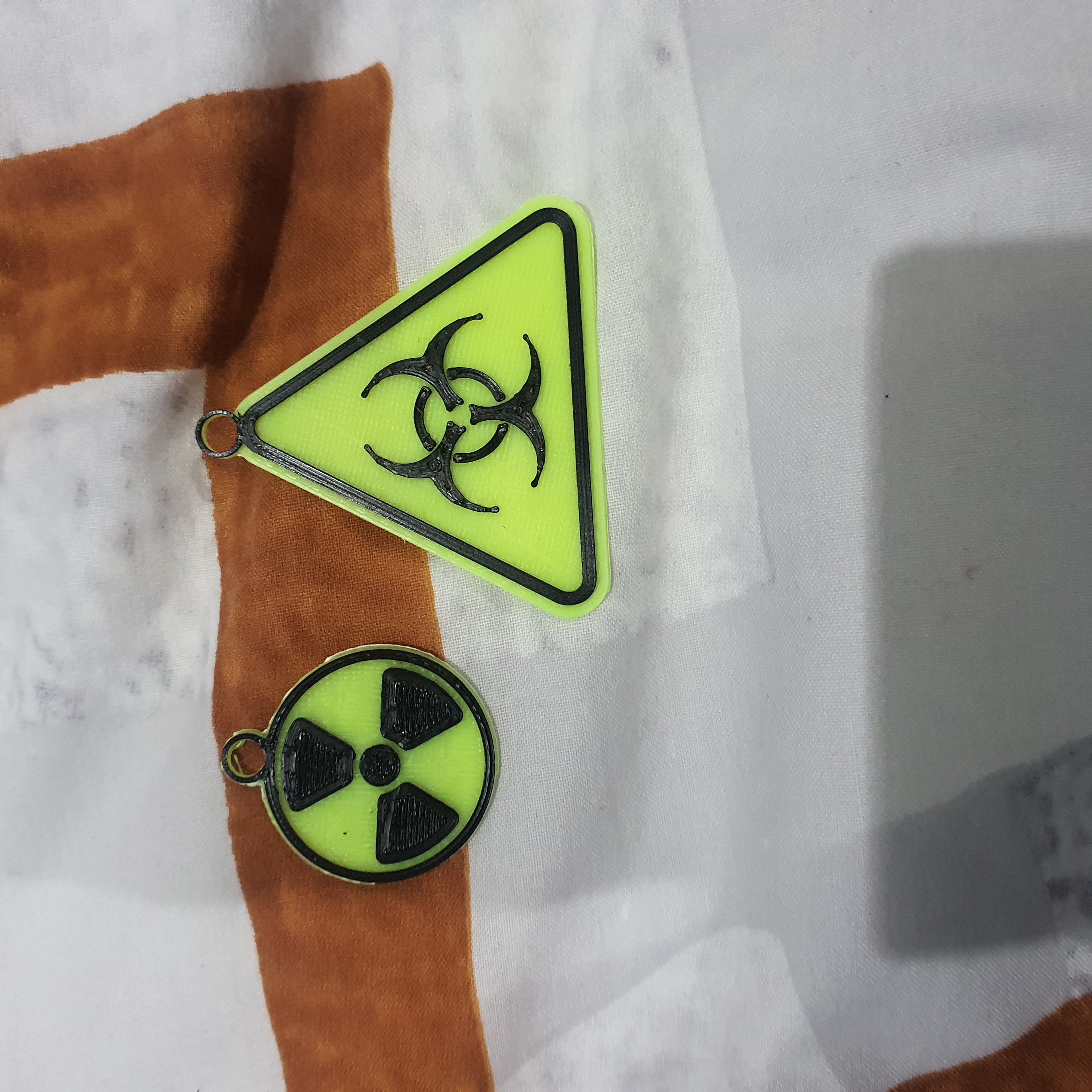 Radioactive and biohazard keyring