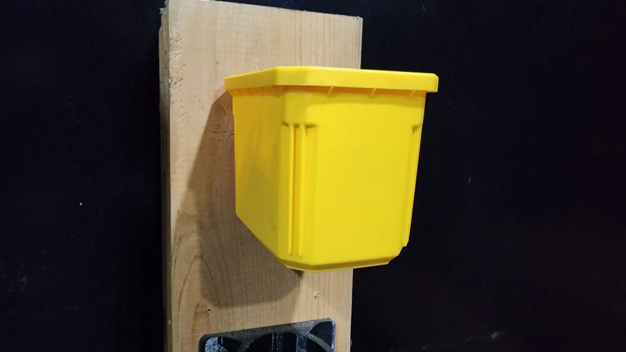 Lotus Tool Container Wall Mount by Keepy | Download free STL model ...