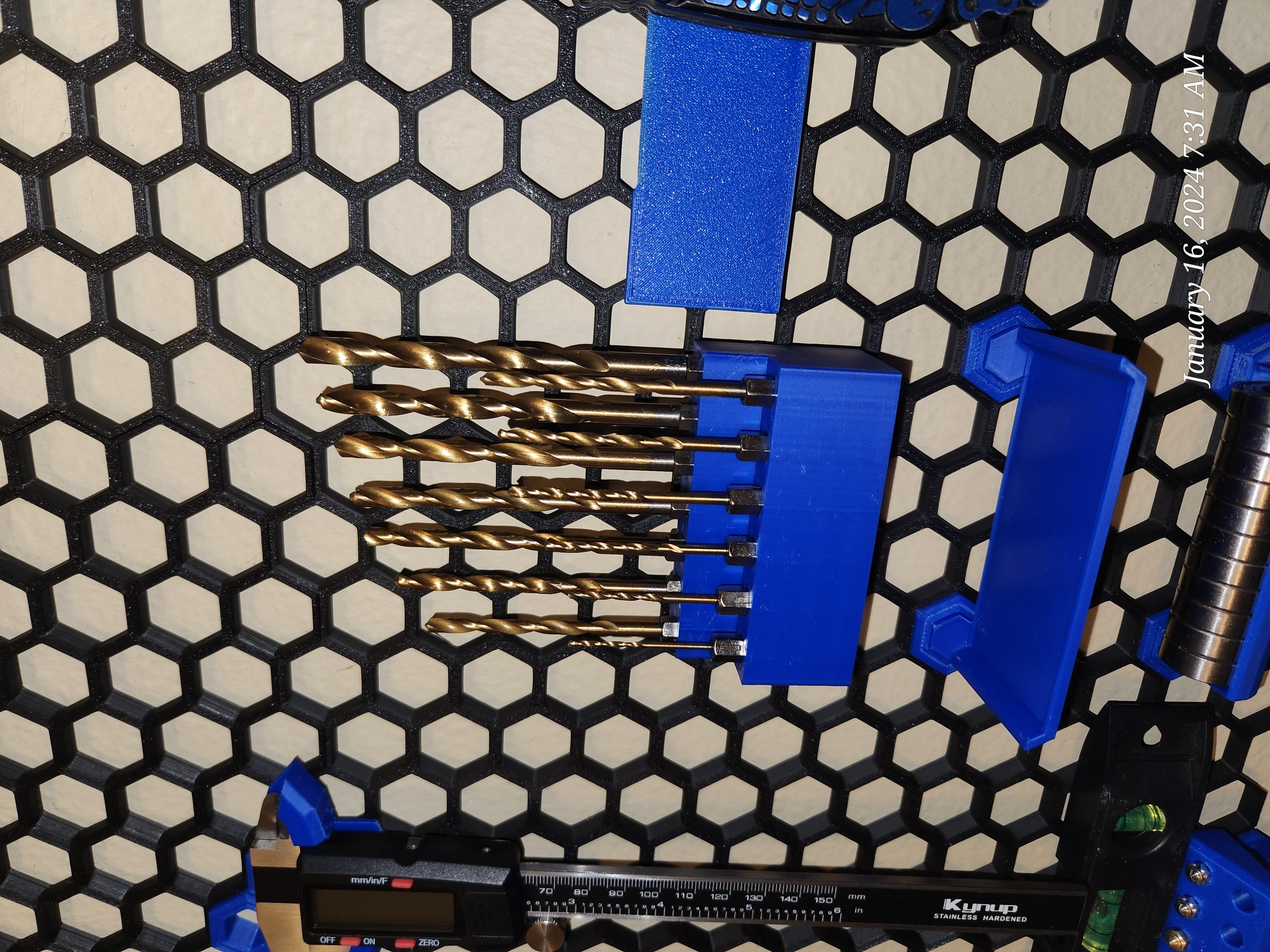 Honeycomb Storage Wall Drill bit holder (HSW)