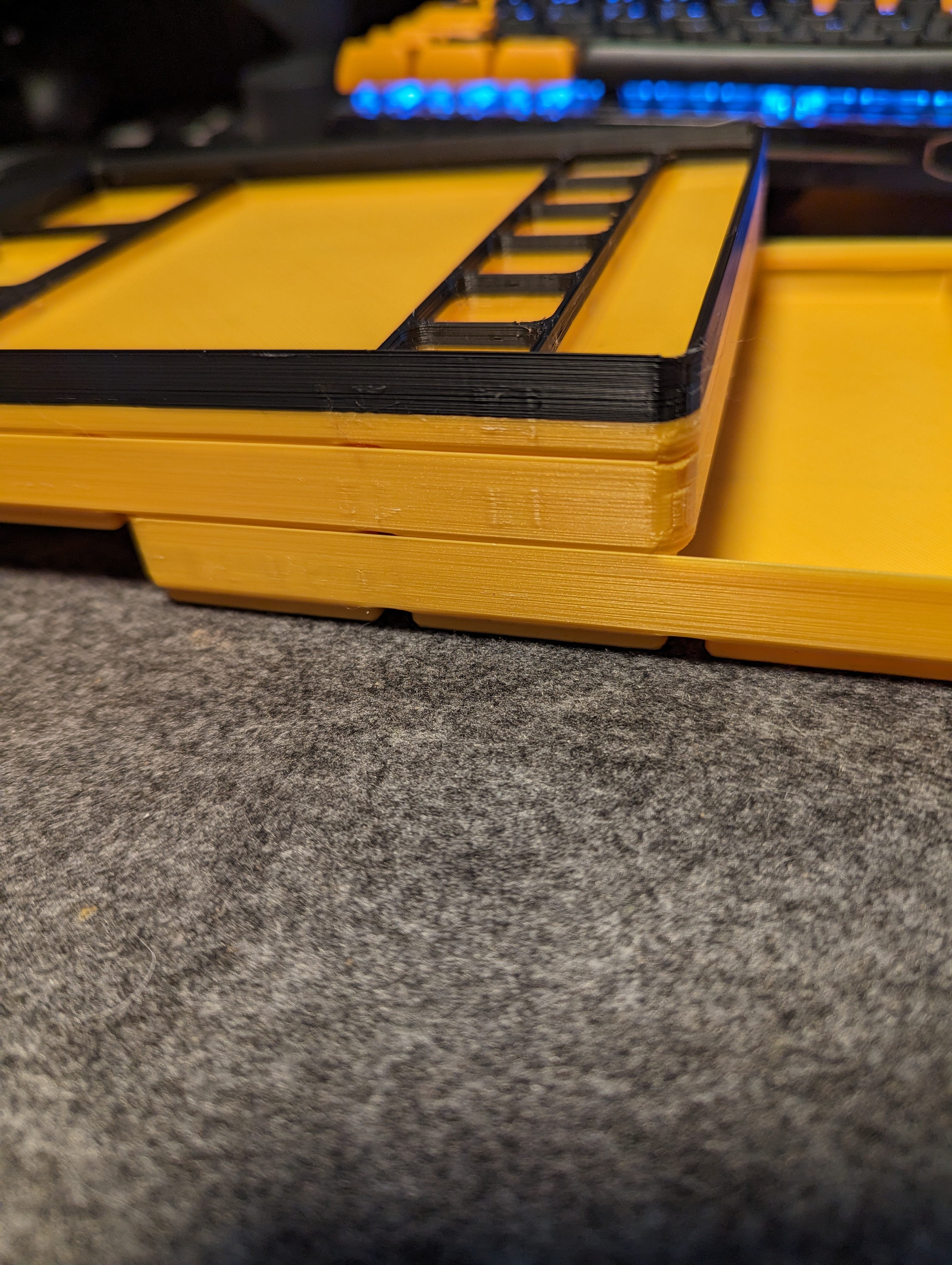 Gridfinity small parts tray (stackable)