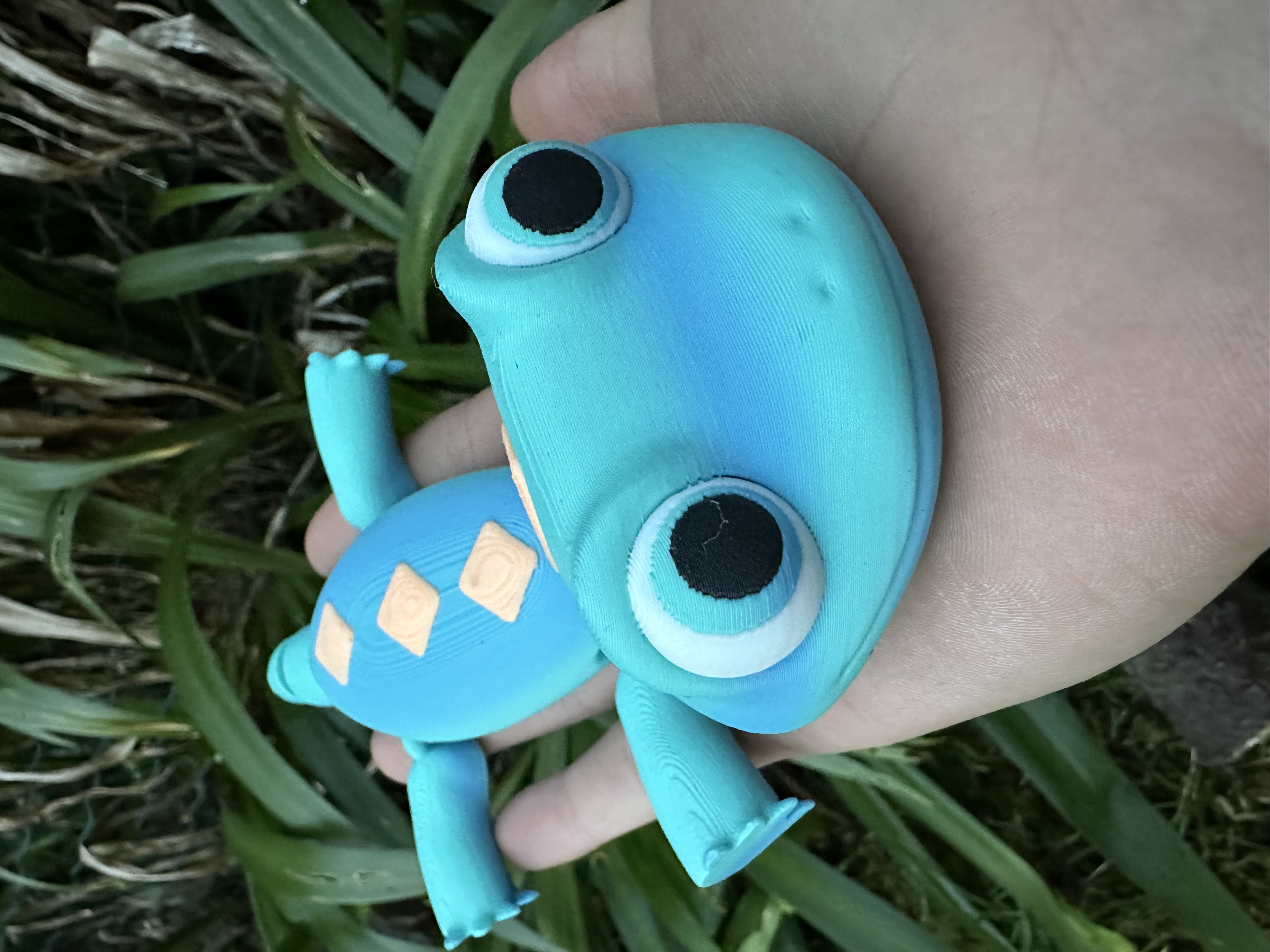 Bruni by Frozen2 (Flexy) - Cute Baby Lizard
