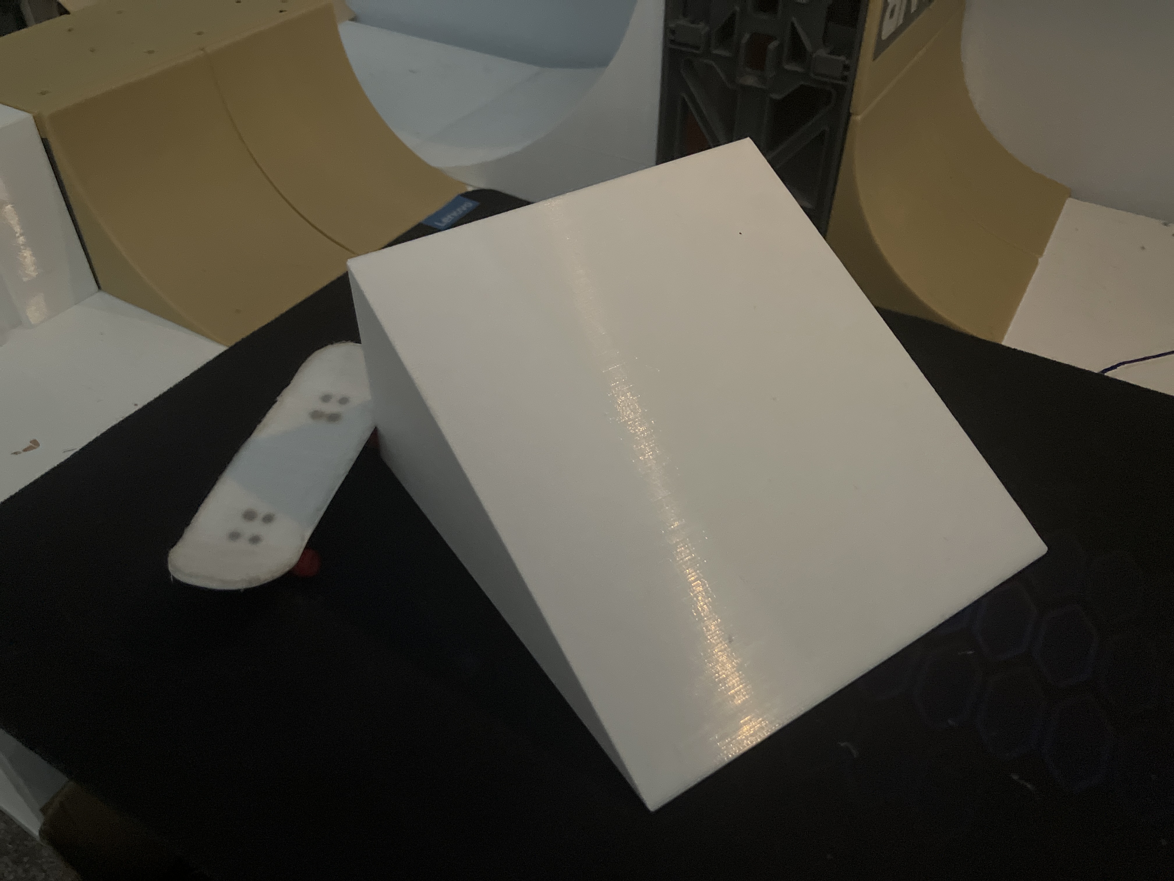 Tech Deck 2x2x1 ramp (bang)
