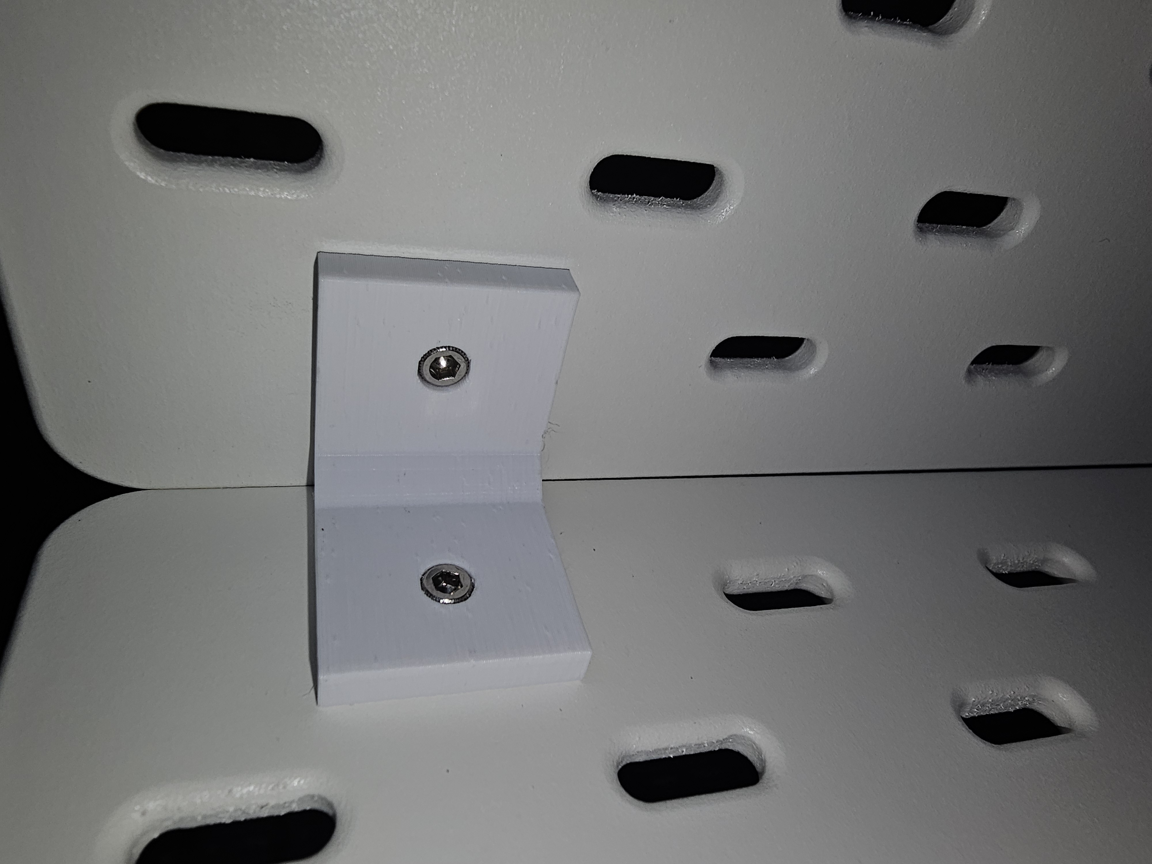 Yet Another Right Angle IKEA Skadis Connector