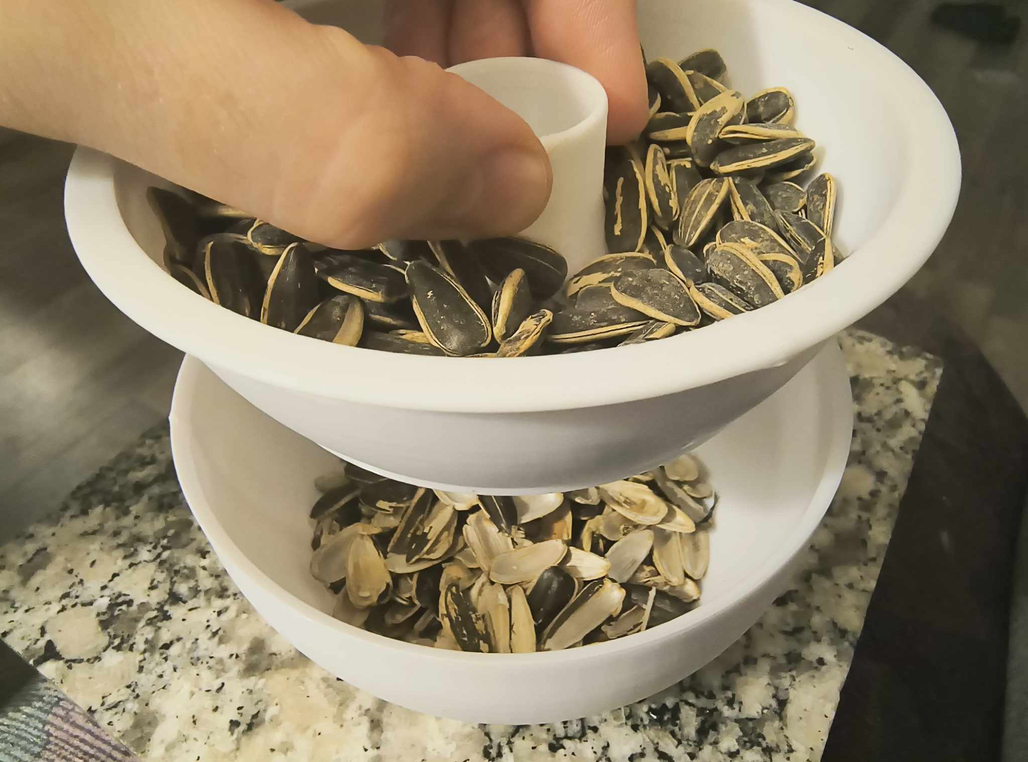 Pistachios / sunflower seed bowl by Makidev Download free STL model