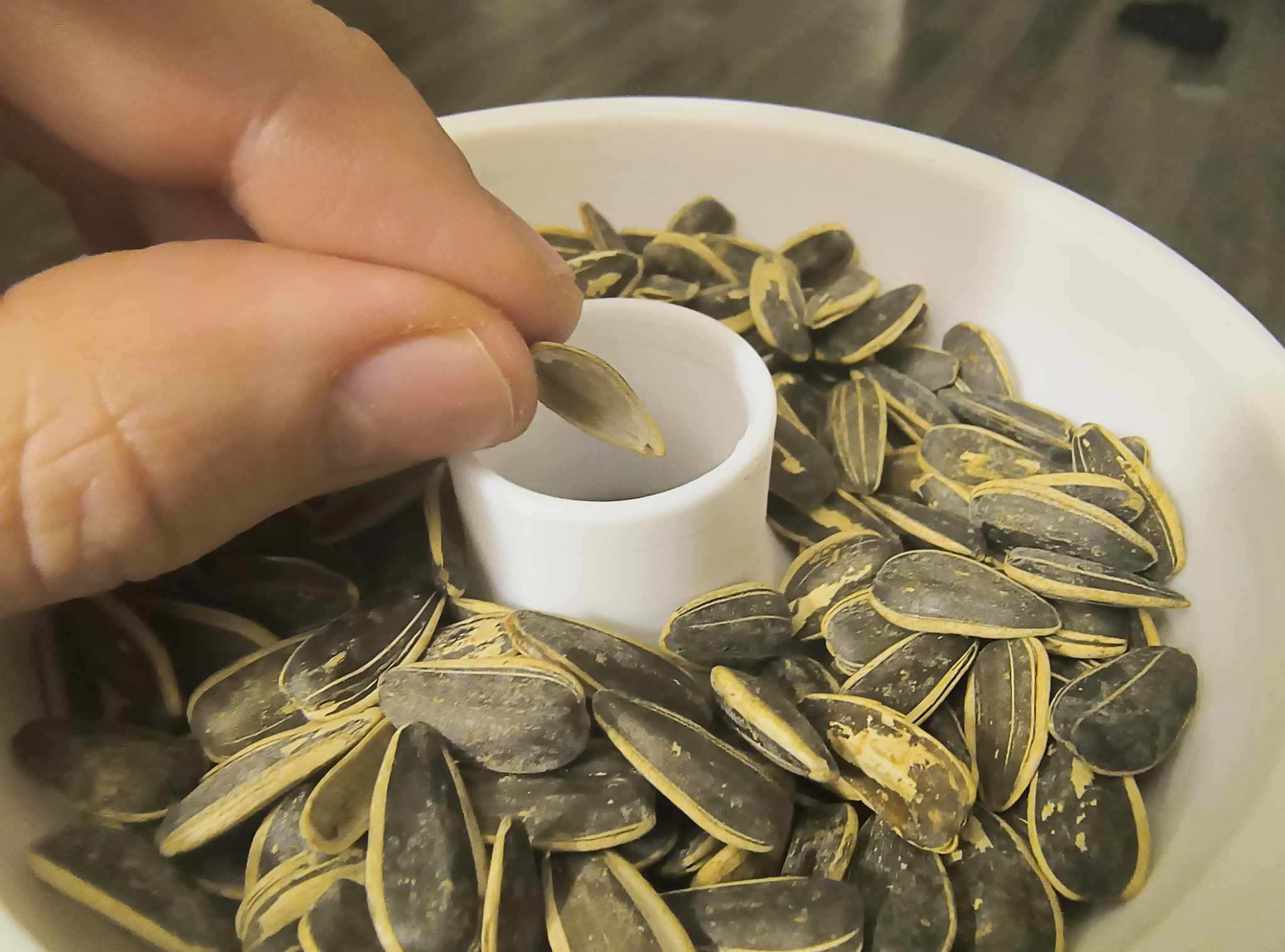 Pistachios / sunflower seed bowl by Makidev Download free STL model