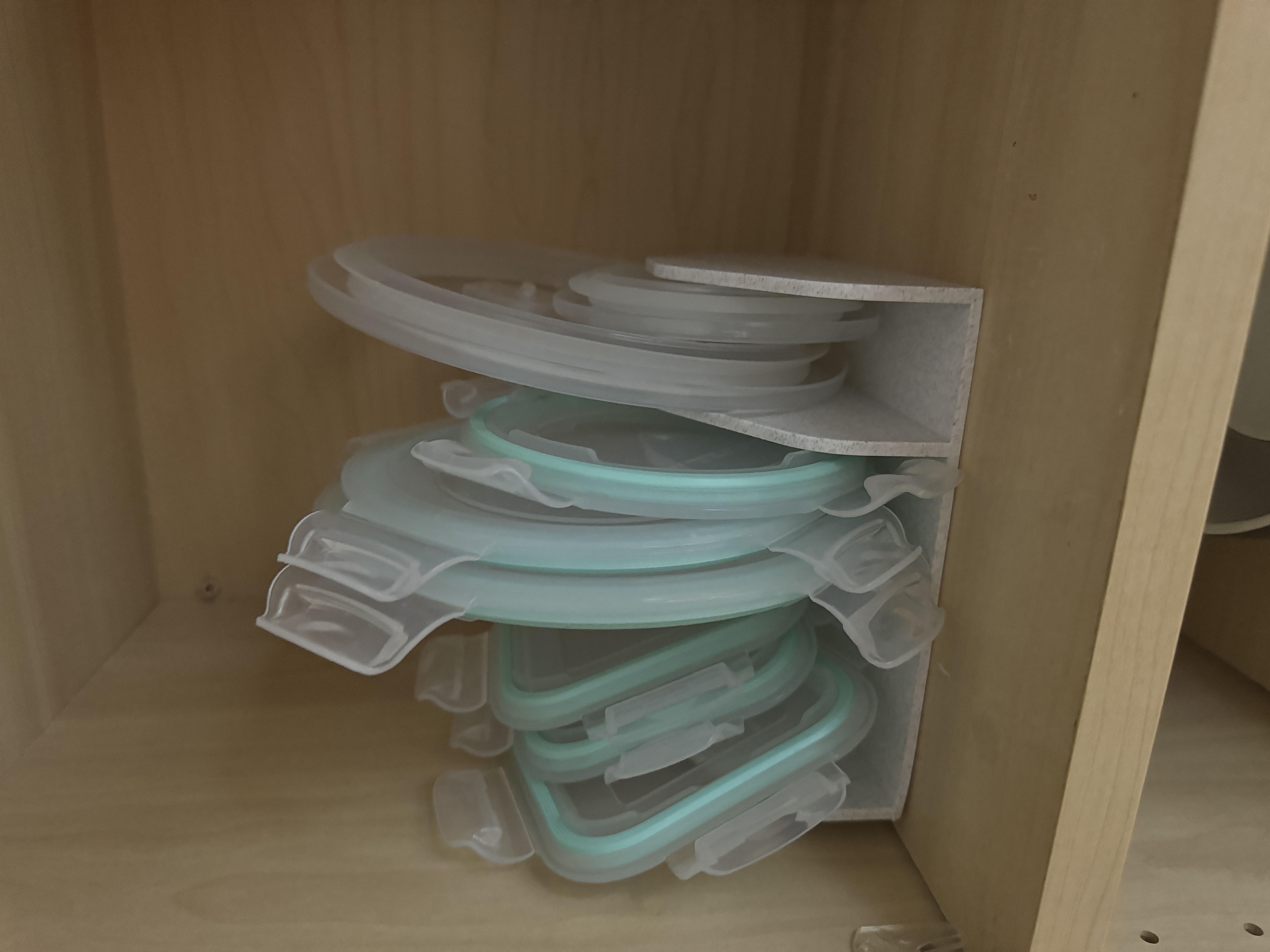 Tupperware Lid Holder