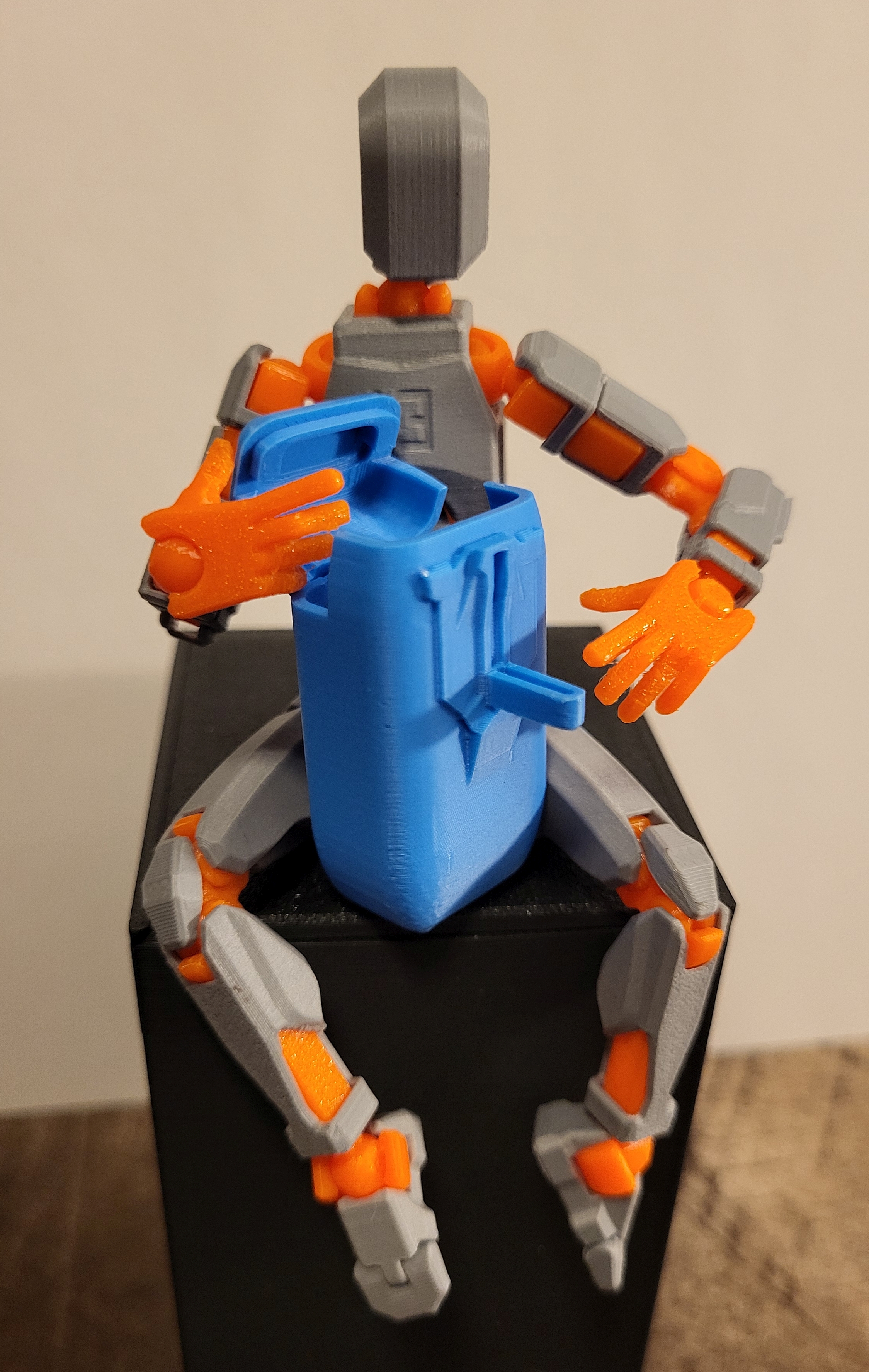 Miniatura 3 do modelo 3D Dummy 13 Functional Backpack