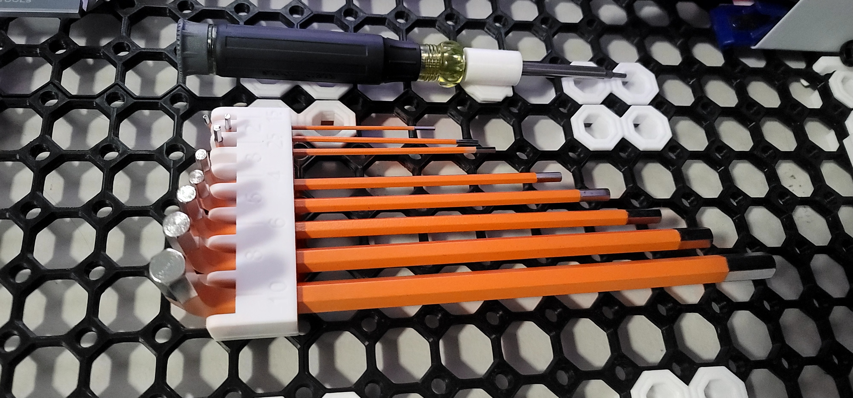 Removable Hex Key Holder for the multiboard  metric