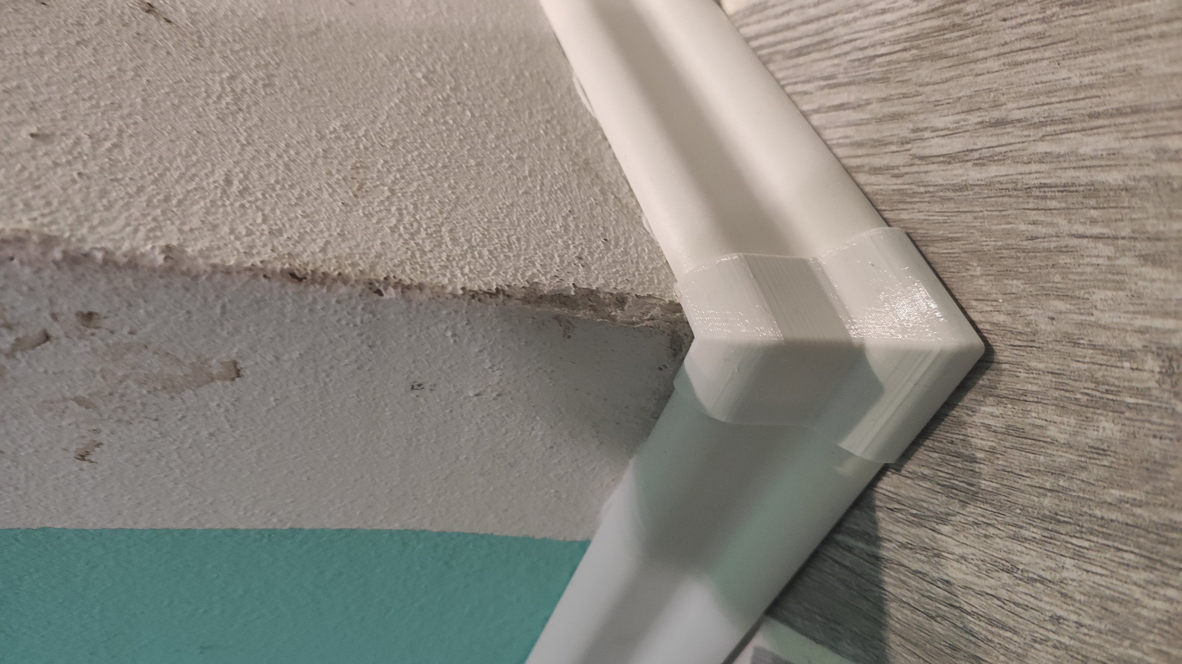 Rohy, spojky a zakončovací prvky k soklovým lištám MDF 40×20