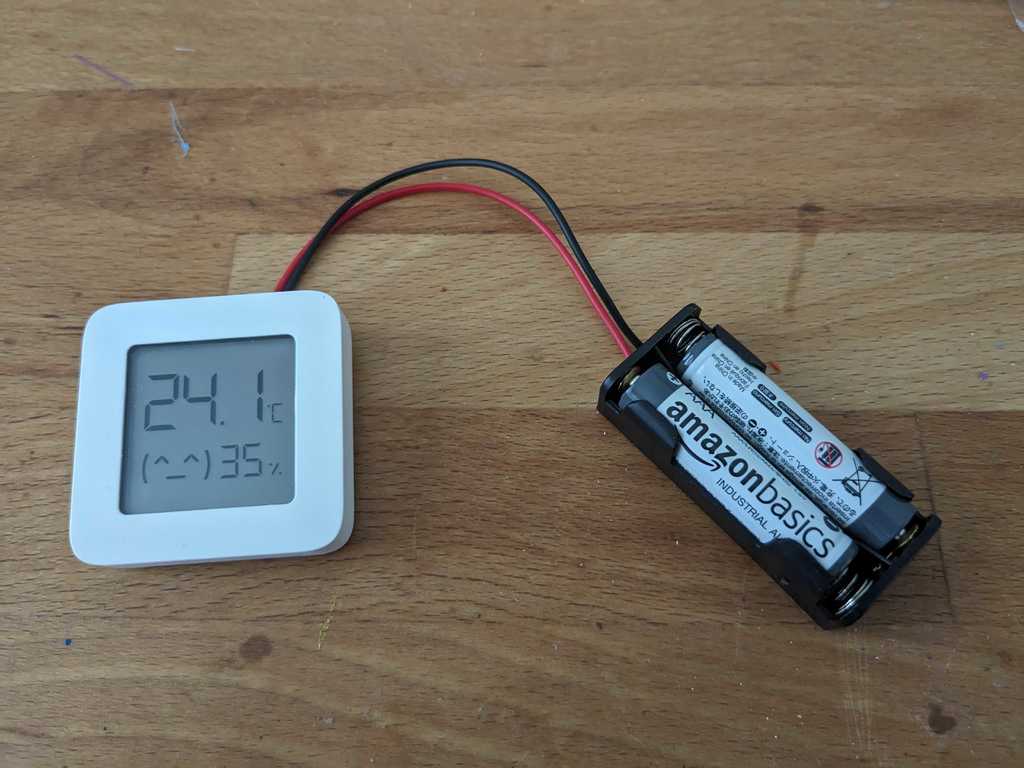 Fake CR2032 Battery