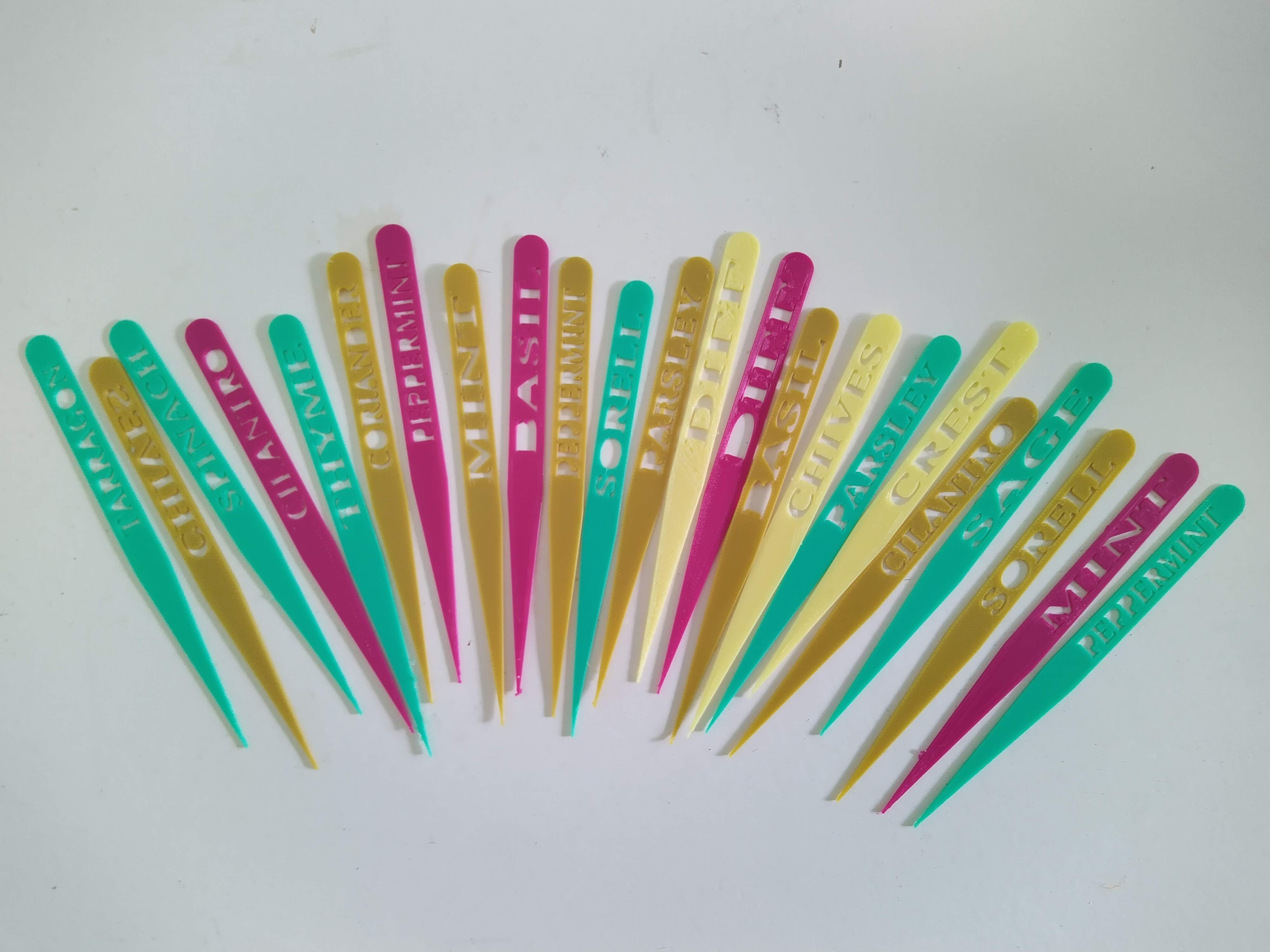 COMMON GARDEN HERBS STAKE LABELS  HOLLOW LETTERS