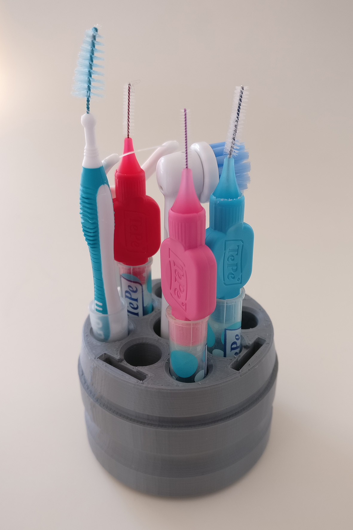Toothbrush holder & container by Marin | Download free STL model ...