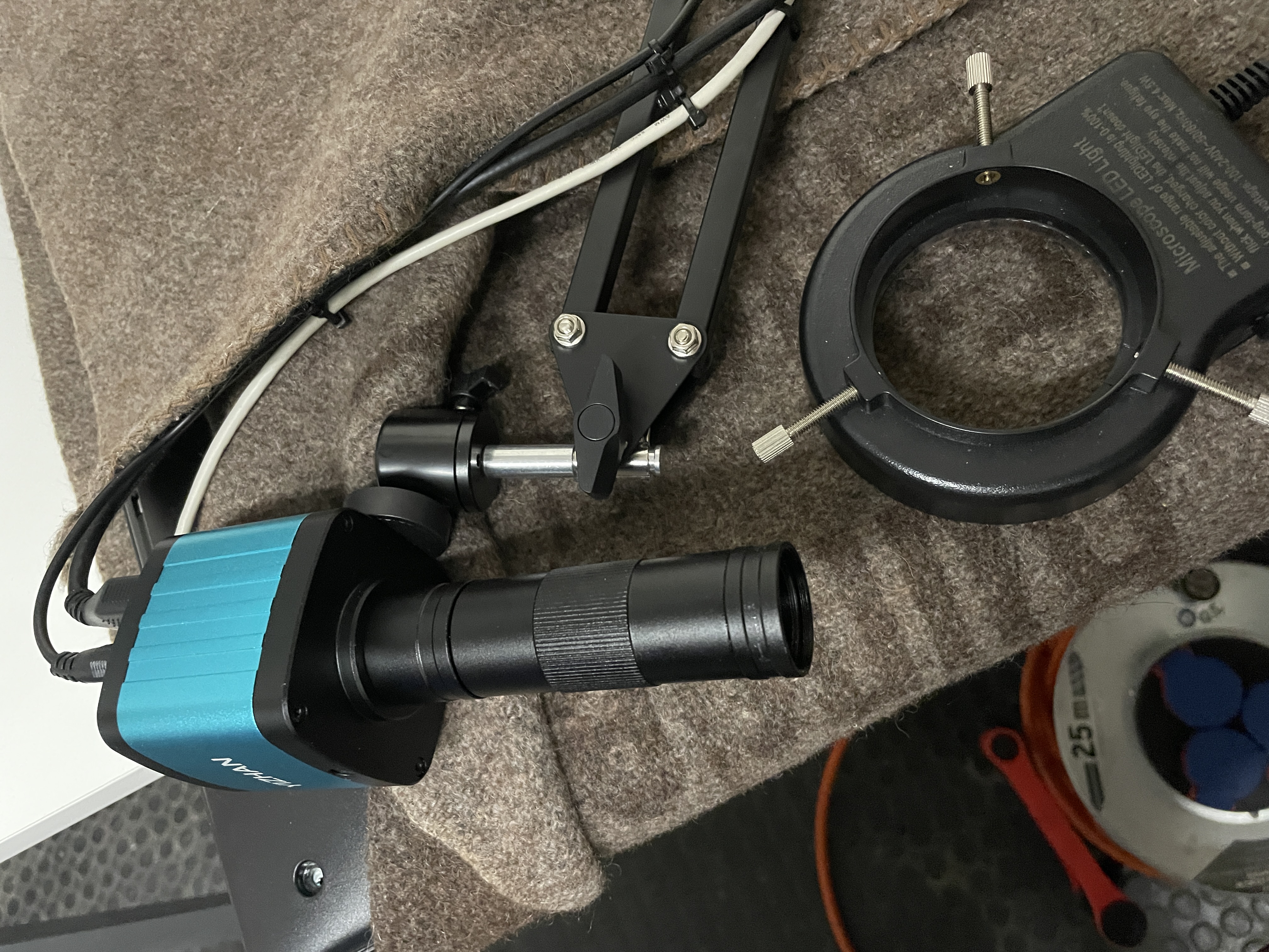 Miniatura 2 do modelo 3D Digital Microscope LED Light Mounting Aid