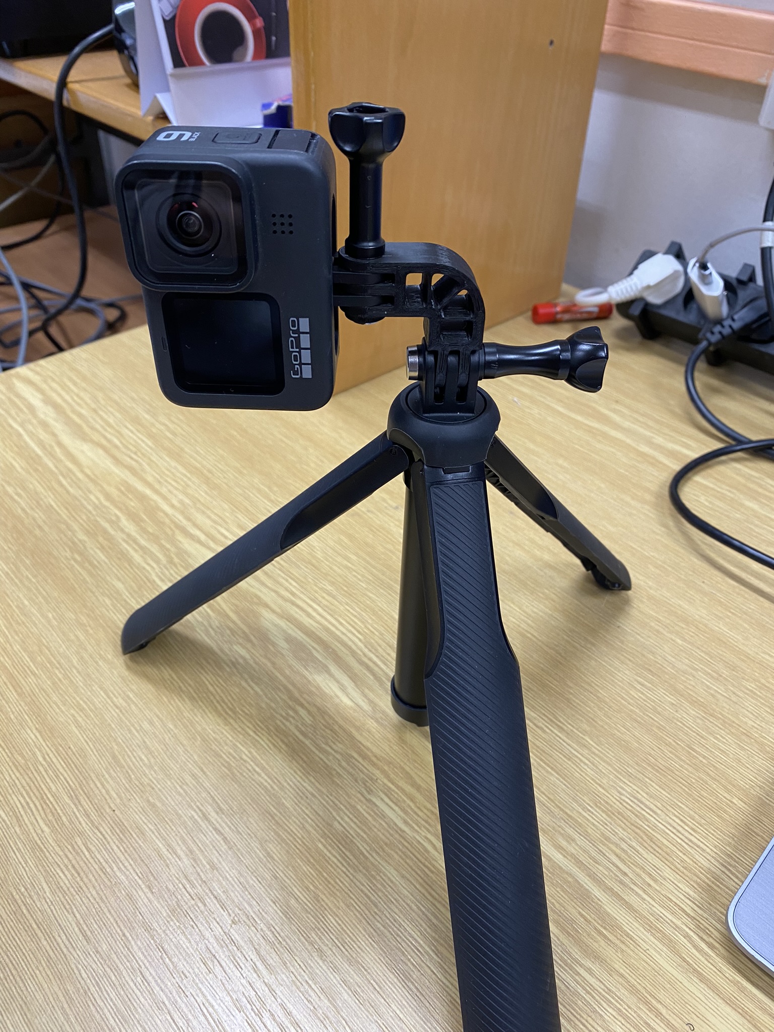 GoPro vertical mount by PataBenda | Download free STL model ...