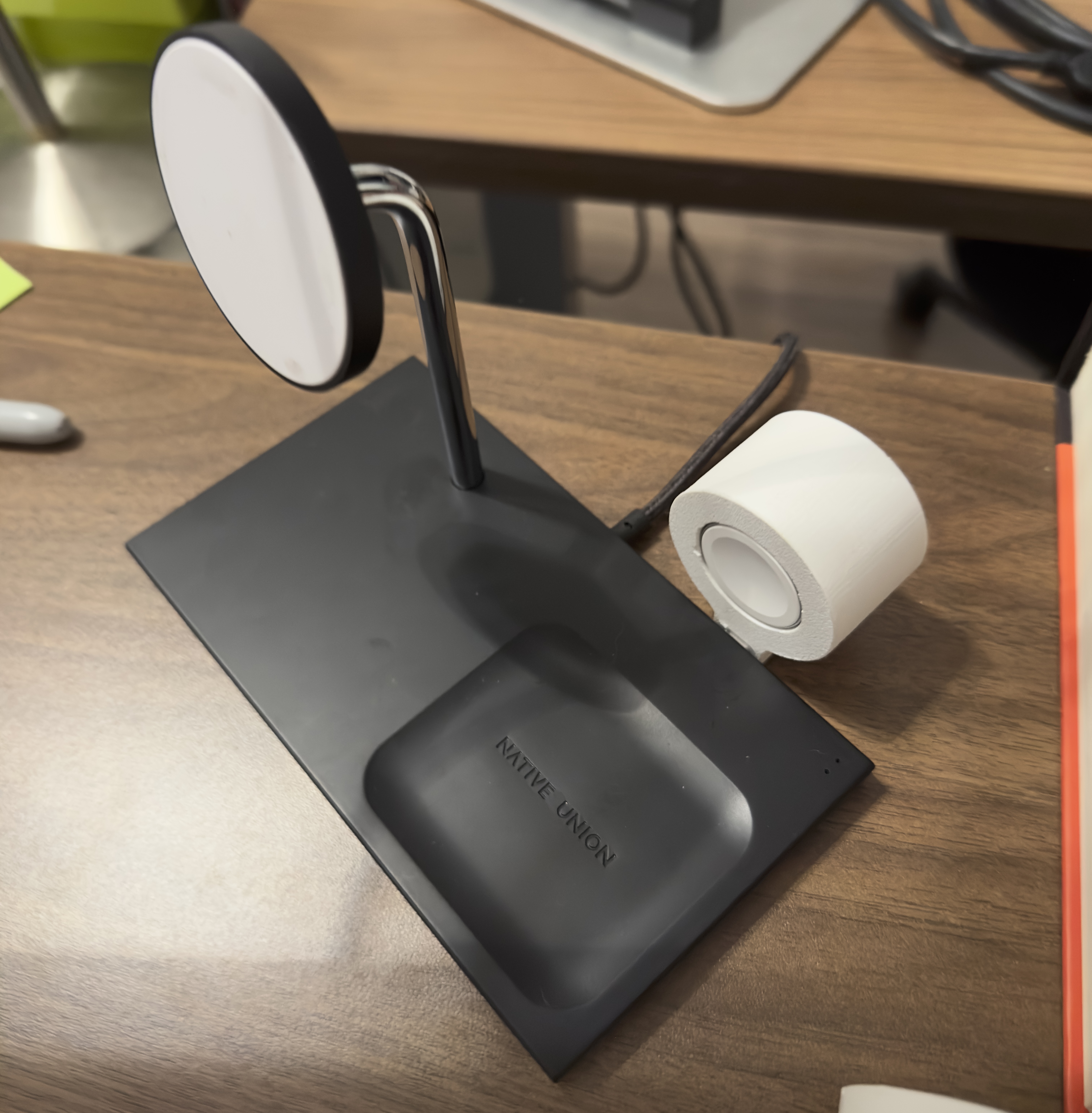 Native Union Snap 3-in-1 Apple Watch Magsafe Charging Stand