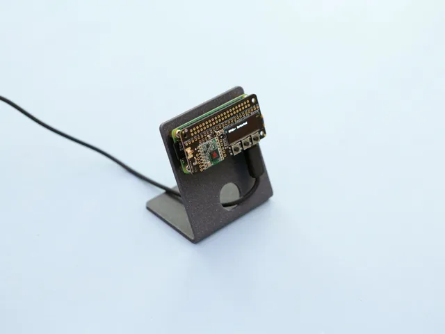 Raspberry Pi Zero Stand