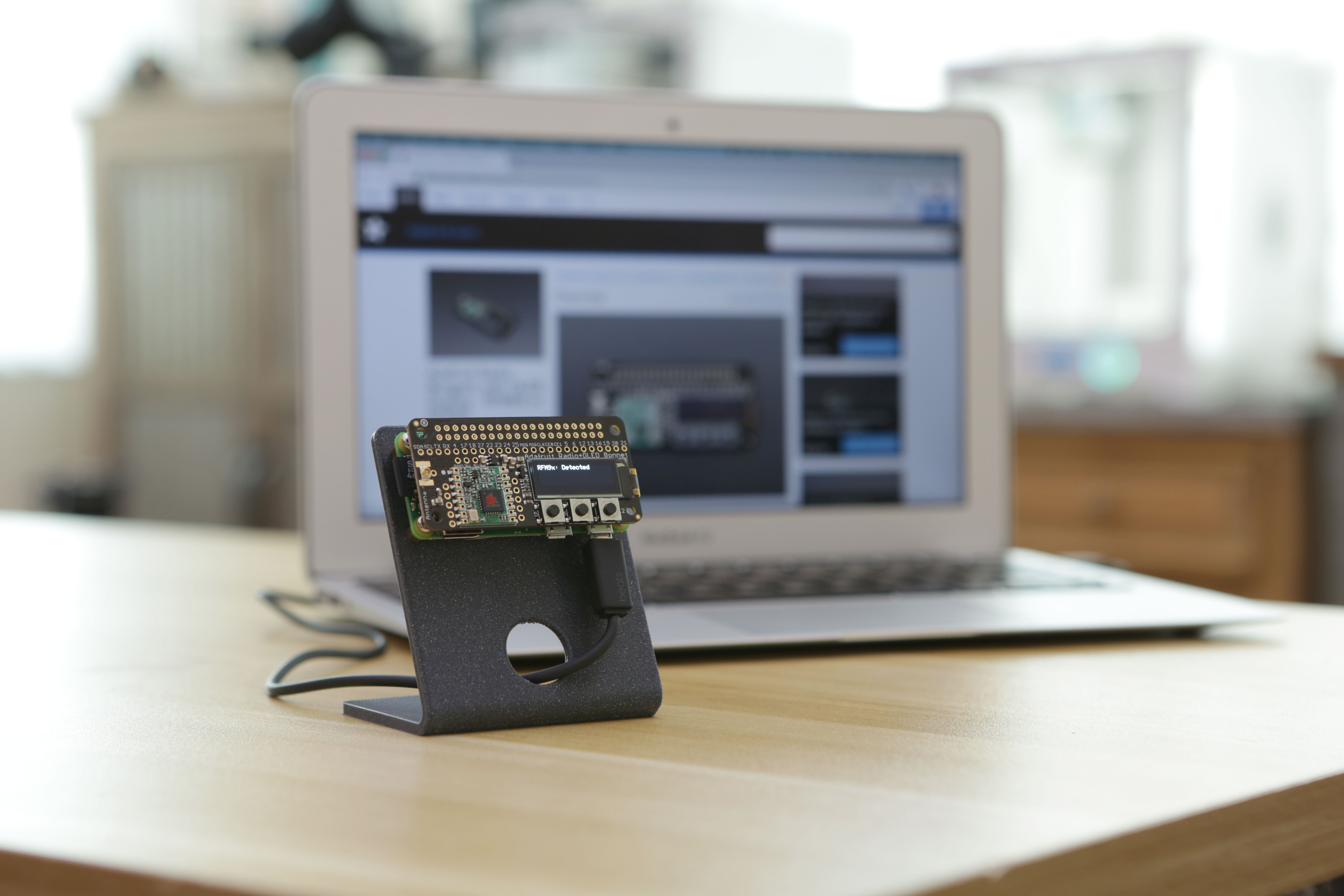 Miniatura 2 do modelo 3D Raspberry Pi Zero Stand