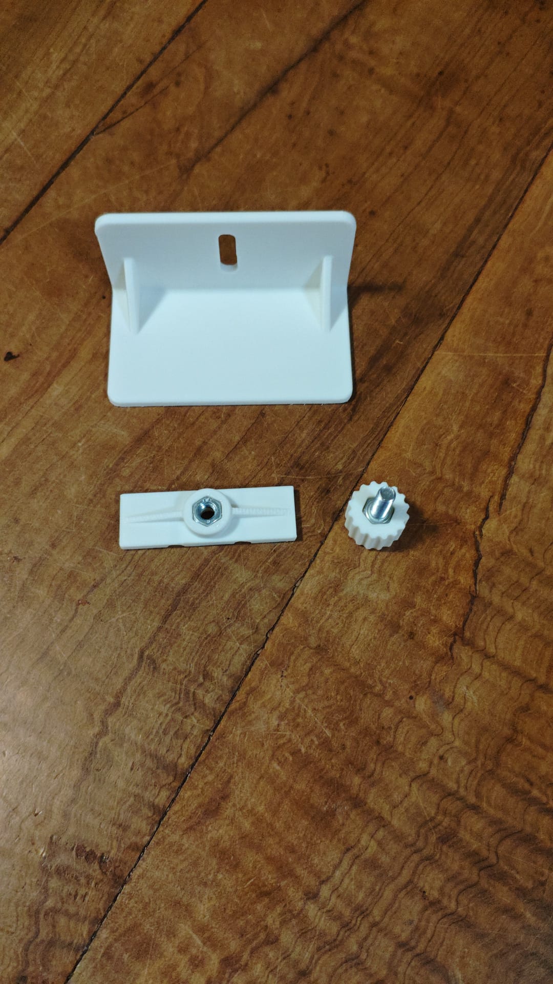 Divisore per ripiani del frigorifero / Refrigerator shelf divider
