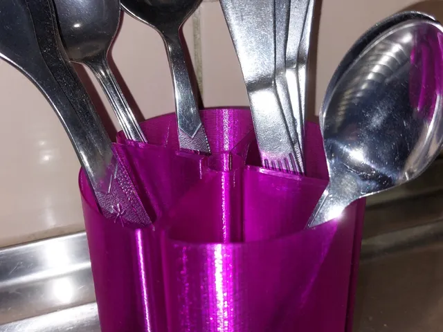 Cutlery Drainer / pen holder / bathroom organizer (Vase mode)
