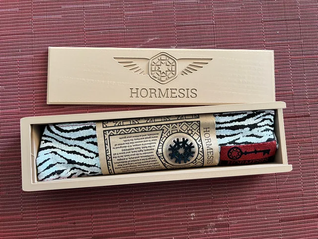 Hormesis Slider Top Box