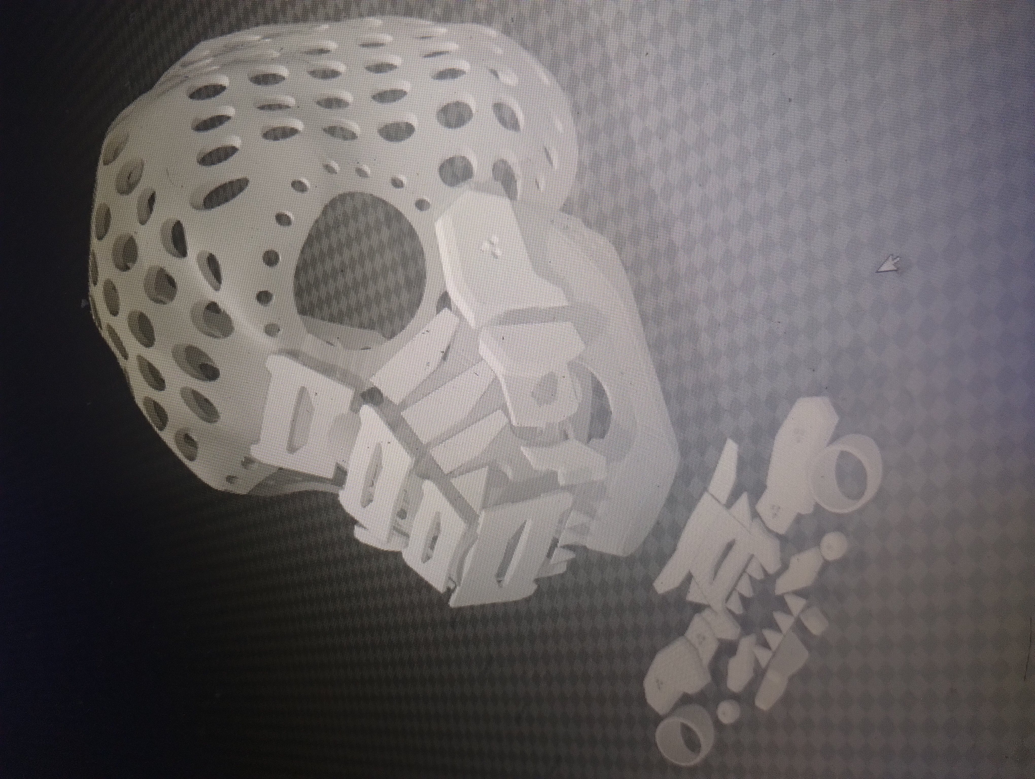 iDkwiD  wolf cyber mask remix 3d