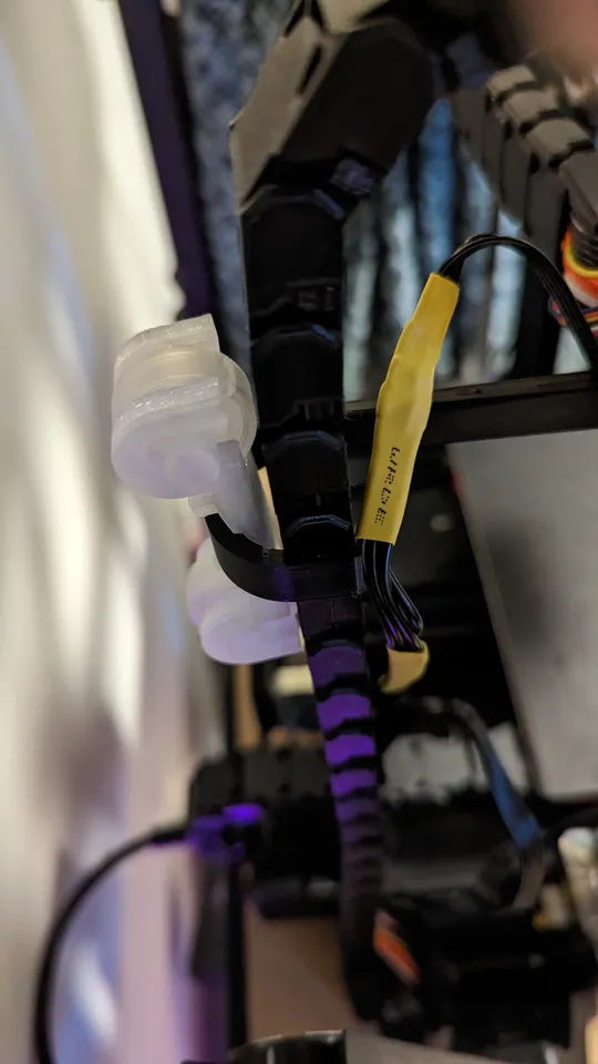 Ender 3/v2/neo Cable chain Z axis Roller with bearings by CosmicNimbus, Download free STL model