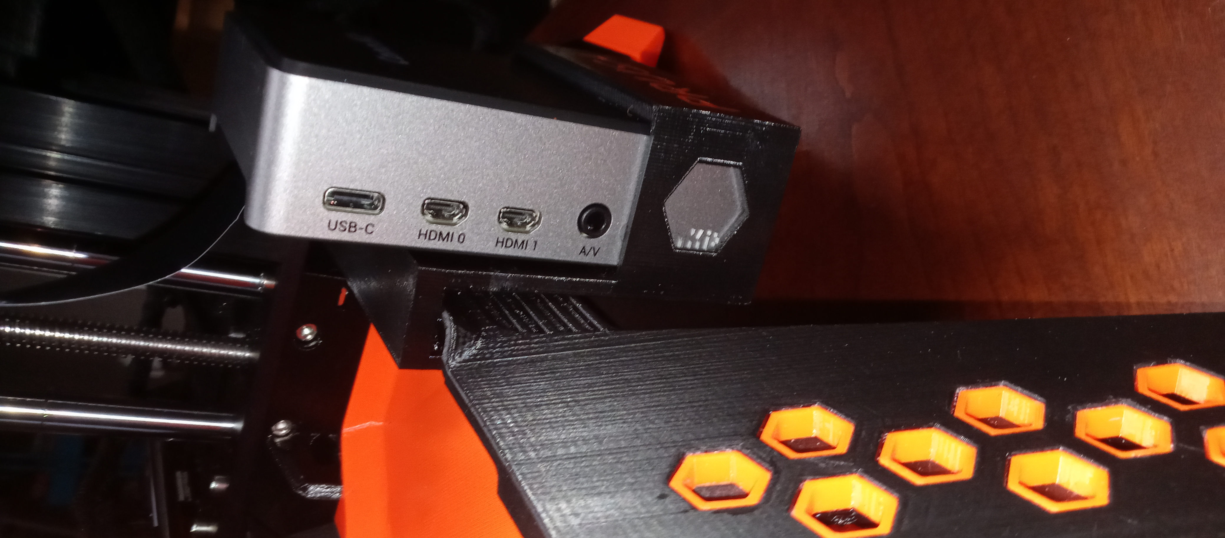 Hang On Raspberry Pi Holder for Warboss base by JK | Download free STL ...