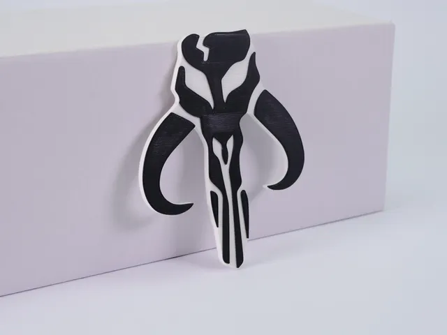Star Wars Mandalorian Mythosaur Logo Magnet