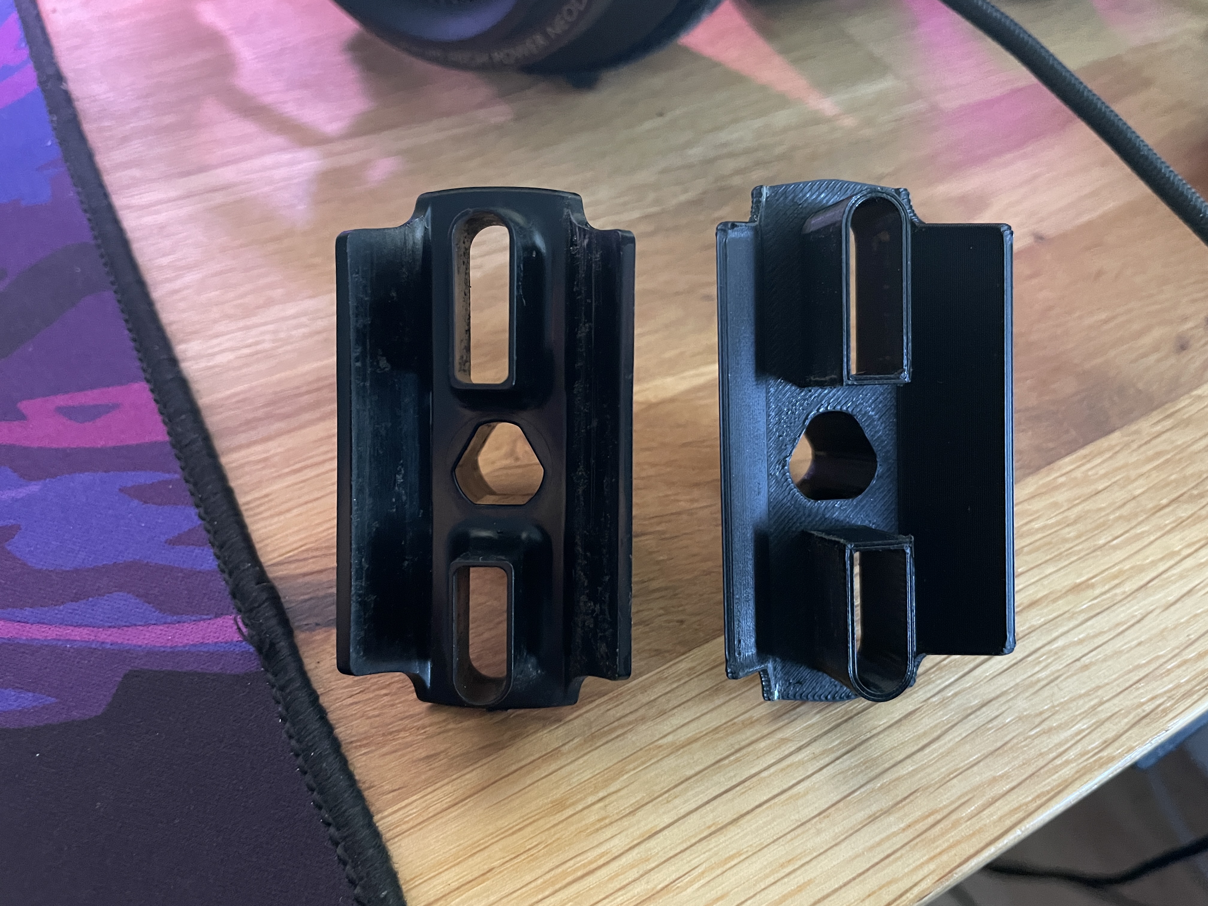 Herman Miller Aeron - Flip Arm insert/shim
