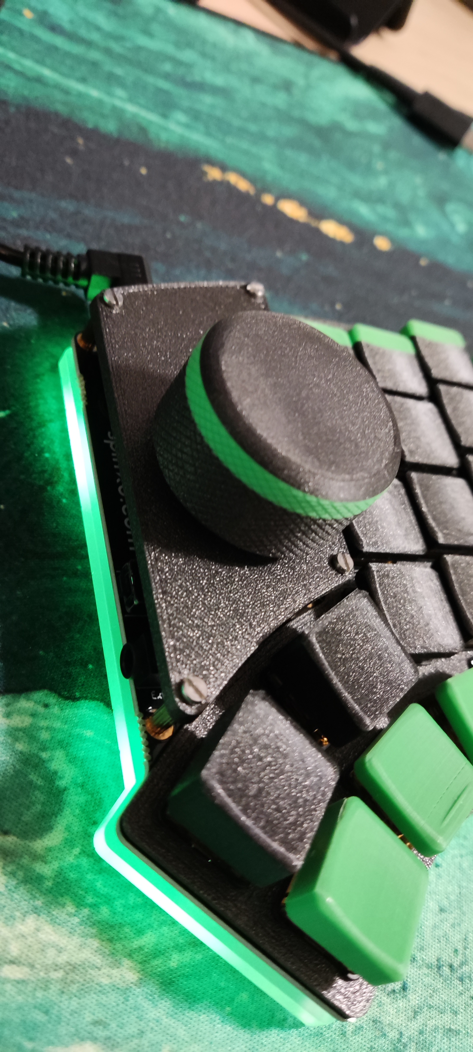 Elora Myriad encoder dust cover and knob