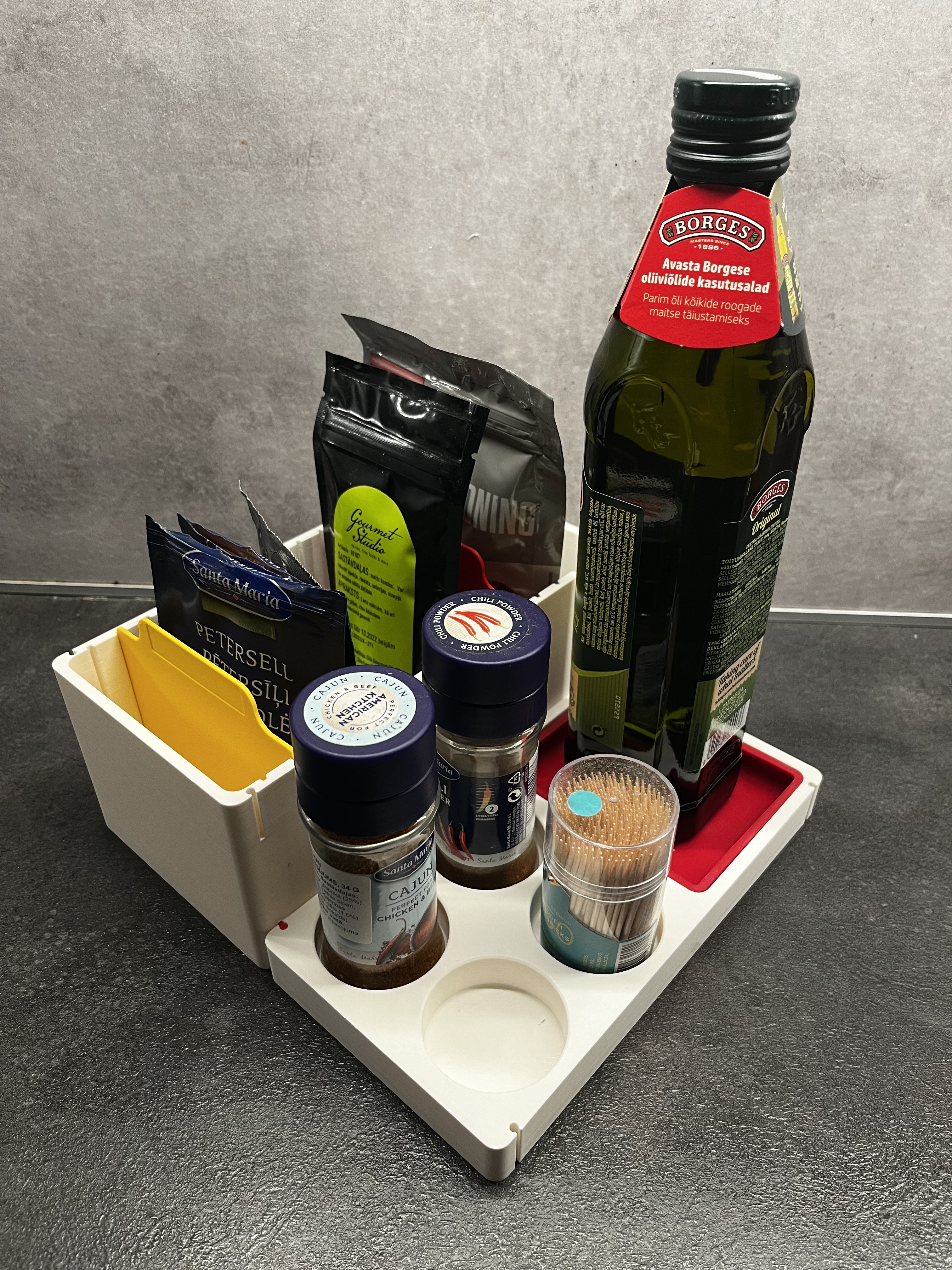 Stackable modular spice box with silicone oil tray