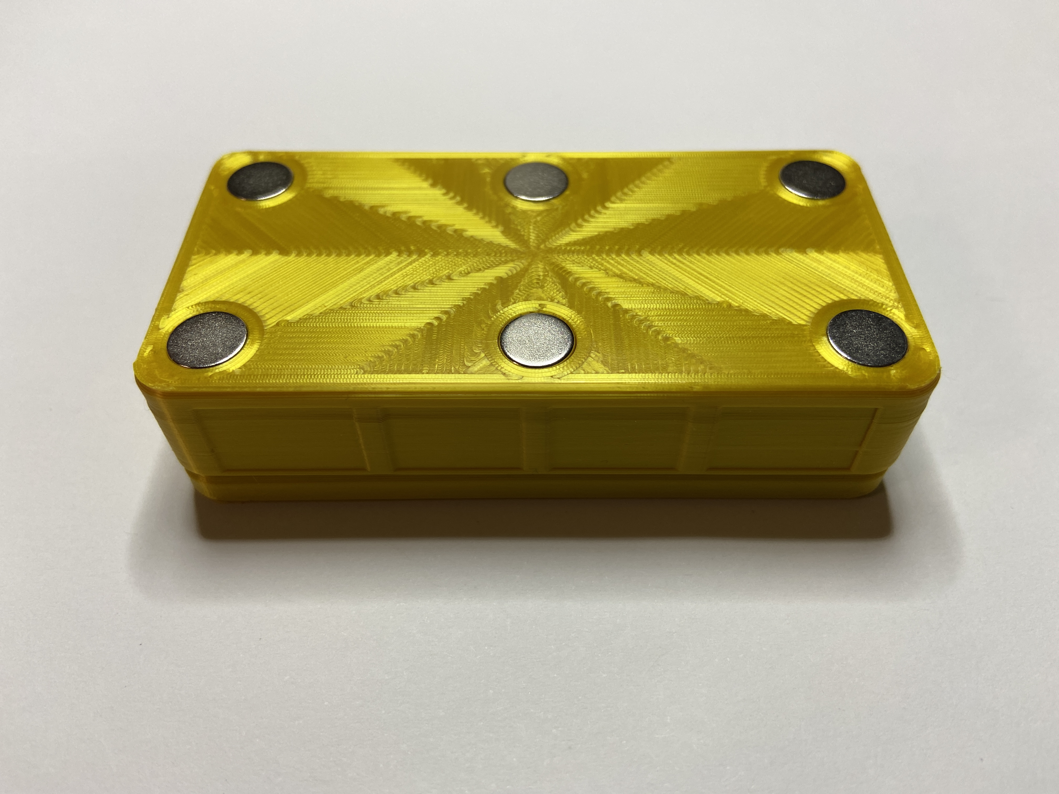 Miniatura 4 do modelo 3D Magnetic Key Box