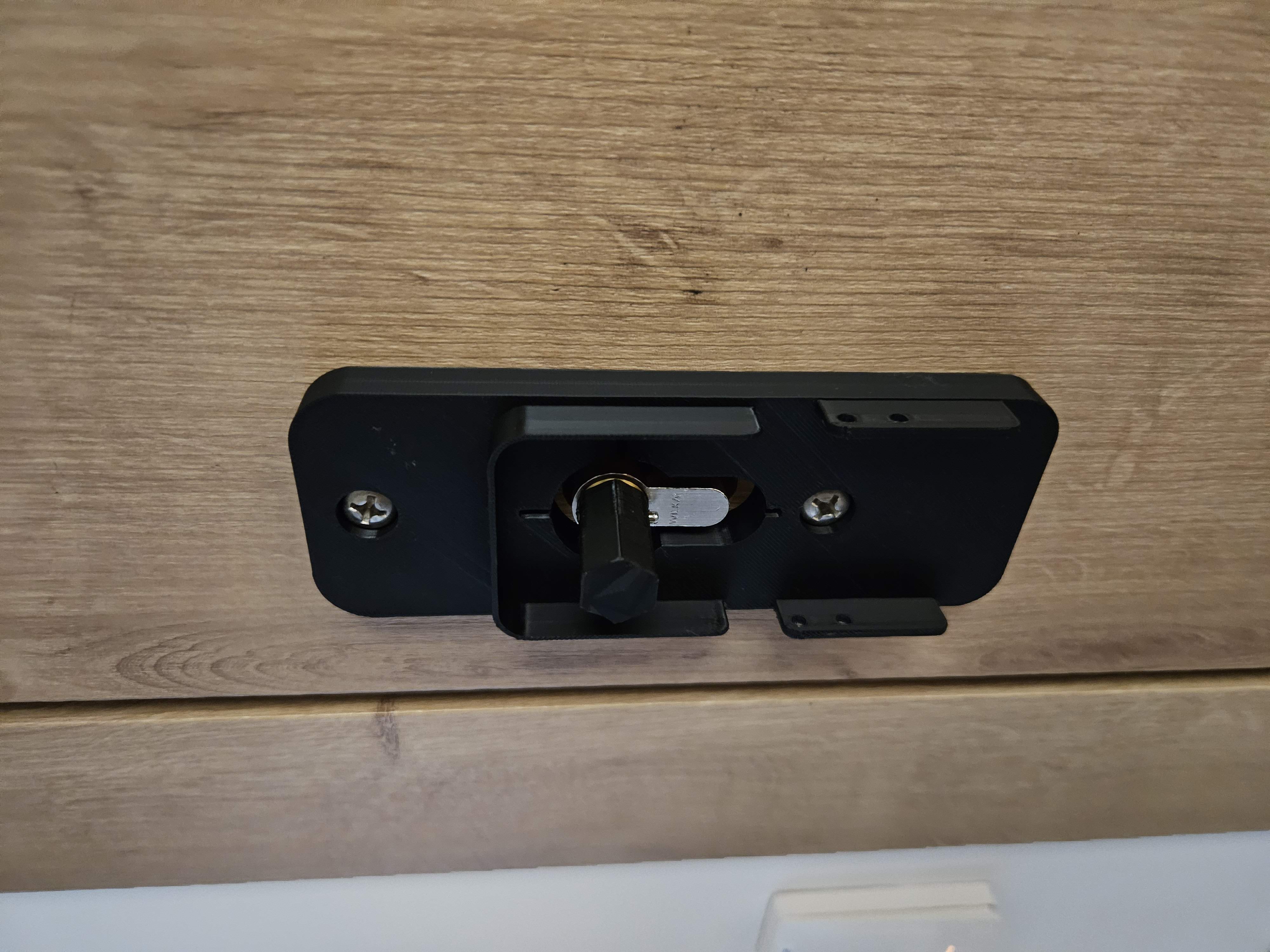 Switchbot Lock Pro mount plate