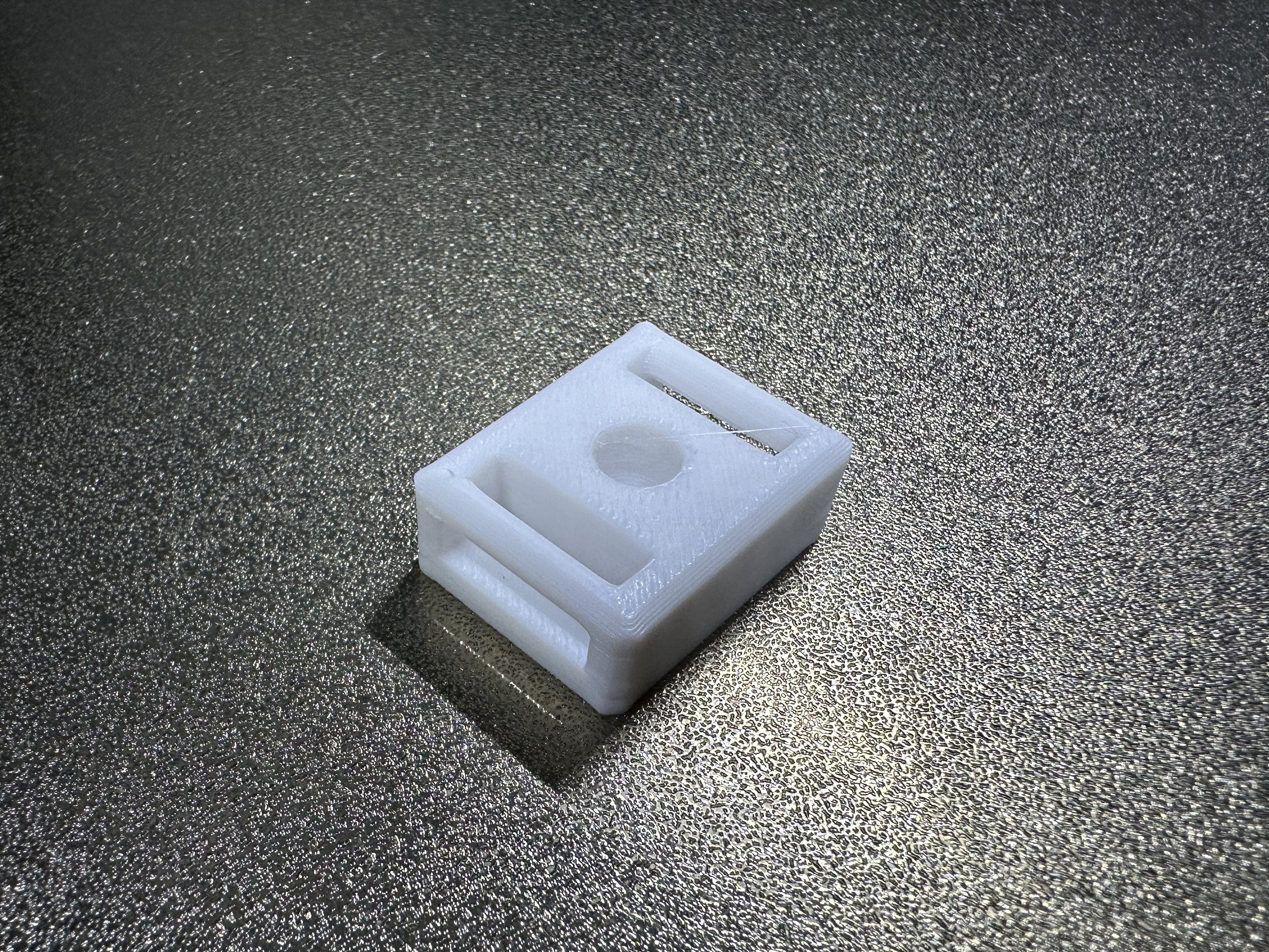 VELCRO ONE-WRAP 1/2" Cable Tie Under-Desk Mount
