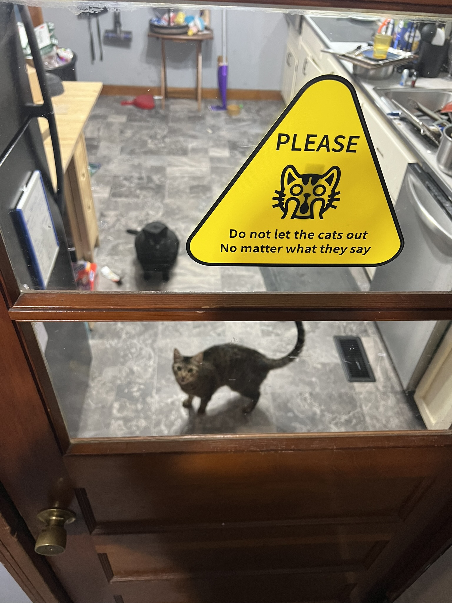 Warning Sign Don't Let the Cats Out by Spikeon Download free STL