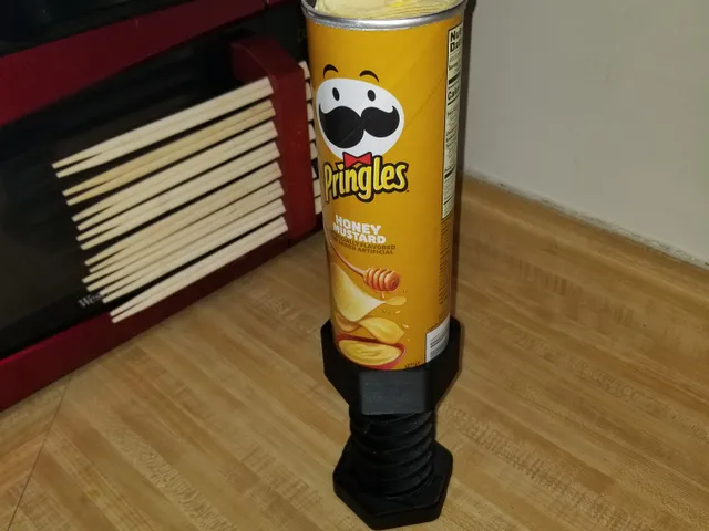 Pringles Dispenser