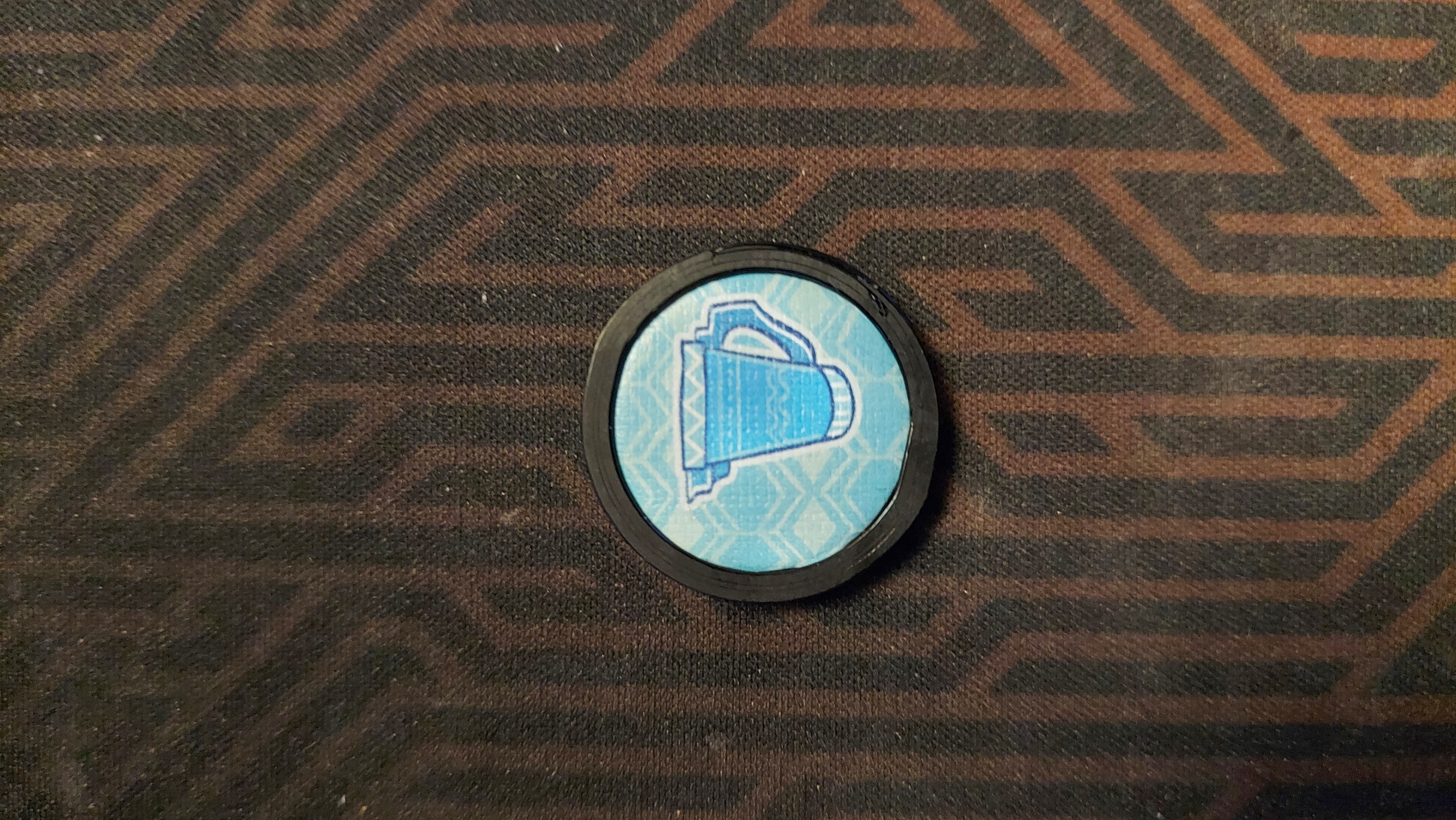 Parametric token protector for round board game tokens