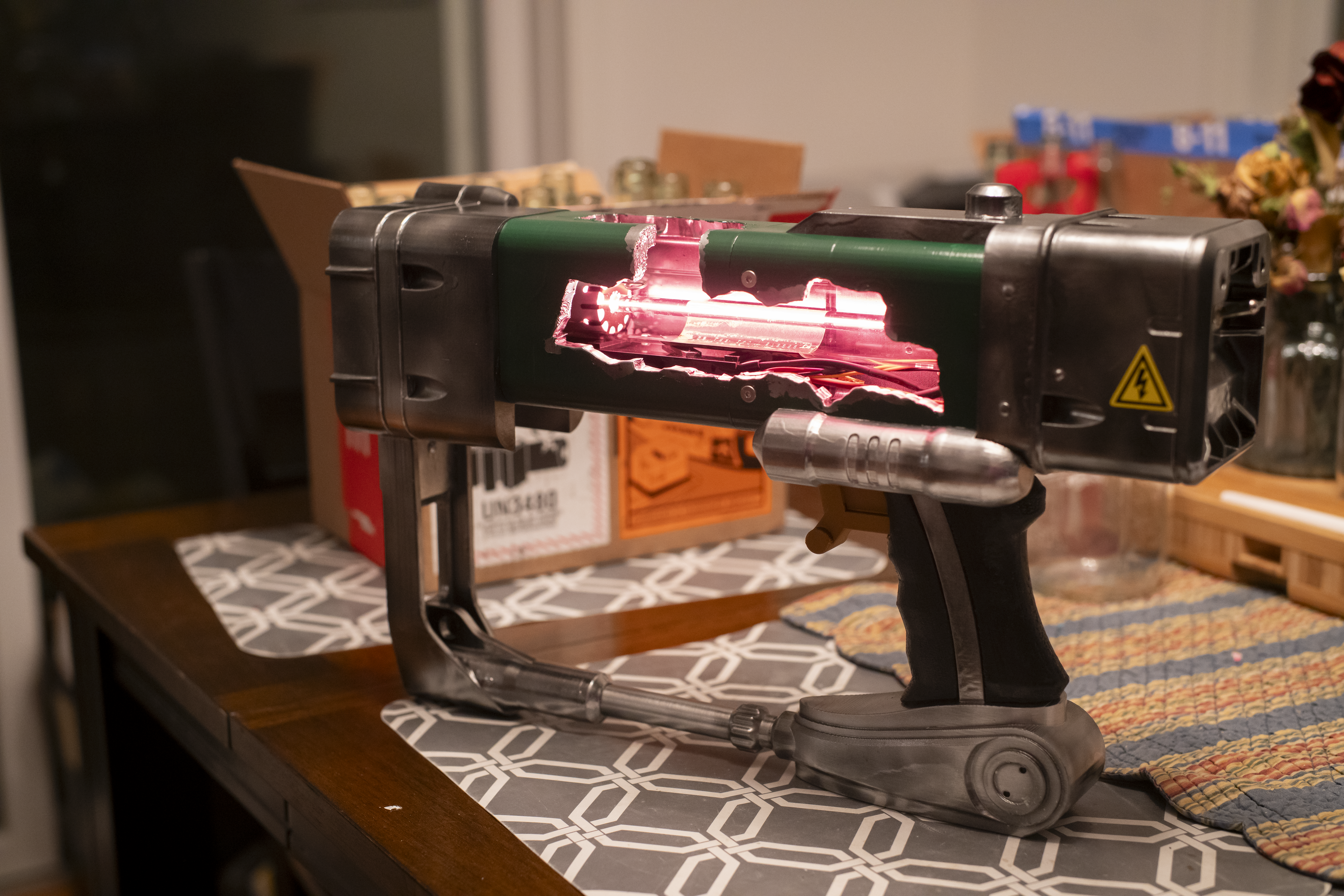 Battle Damaged Fallout AEP7 Laser Pistol - HeNe Laser Tube Enclosure 3D model thumbnail