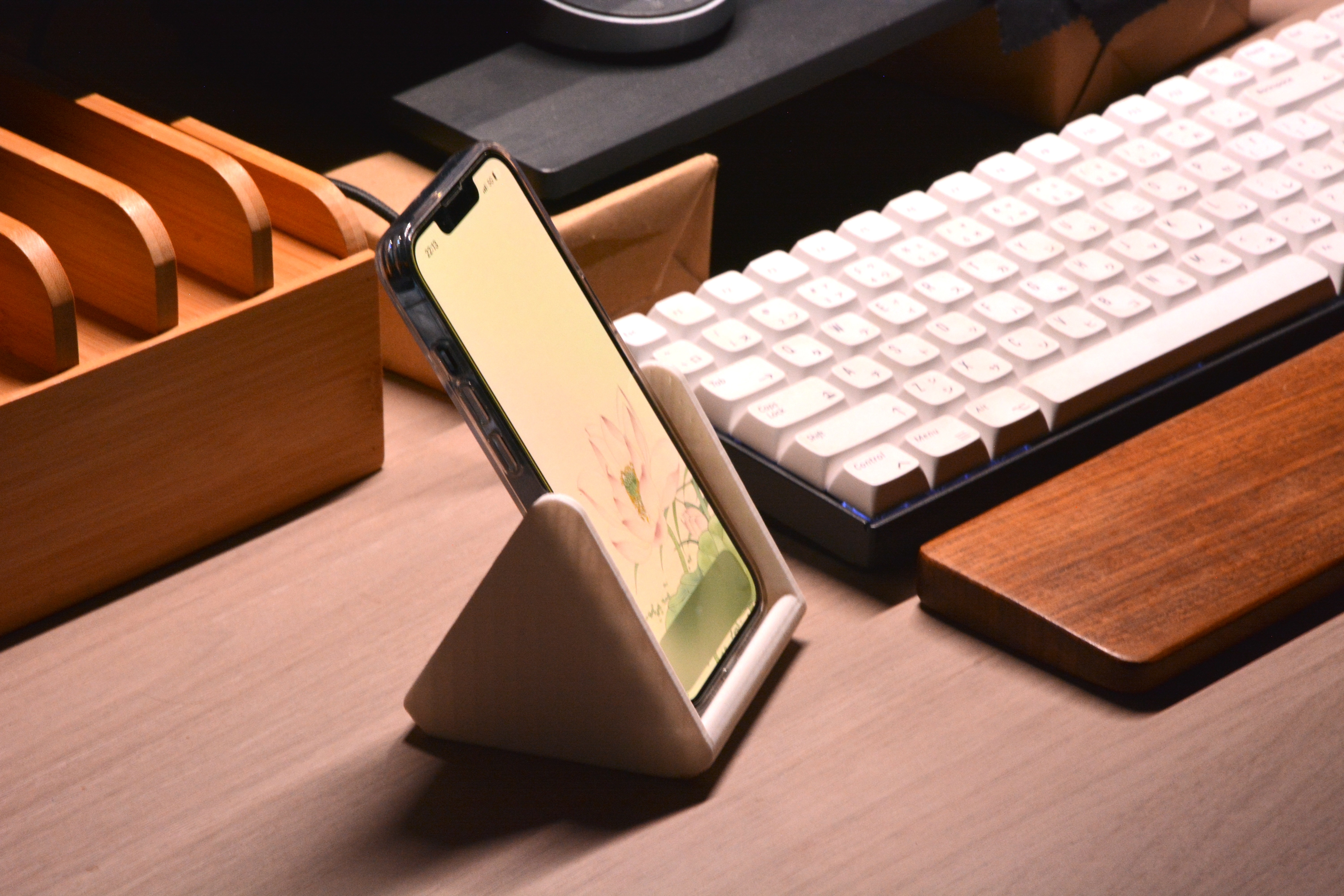 Phone stand