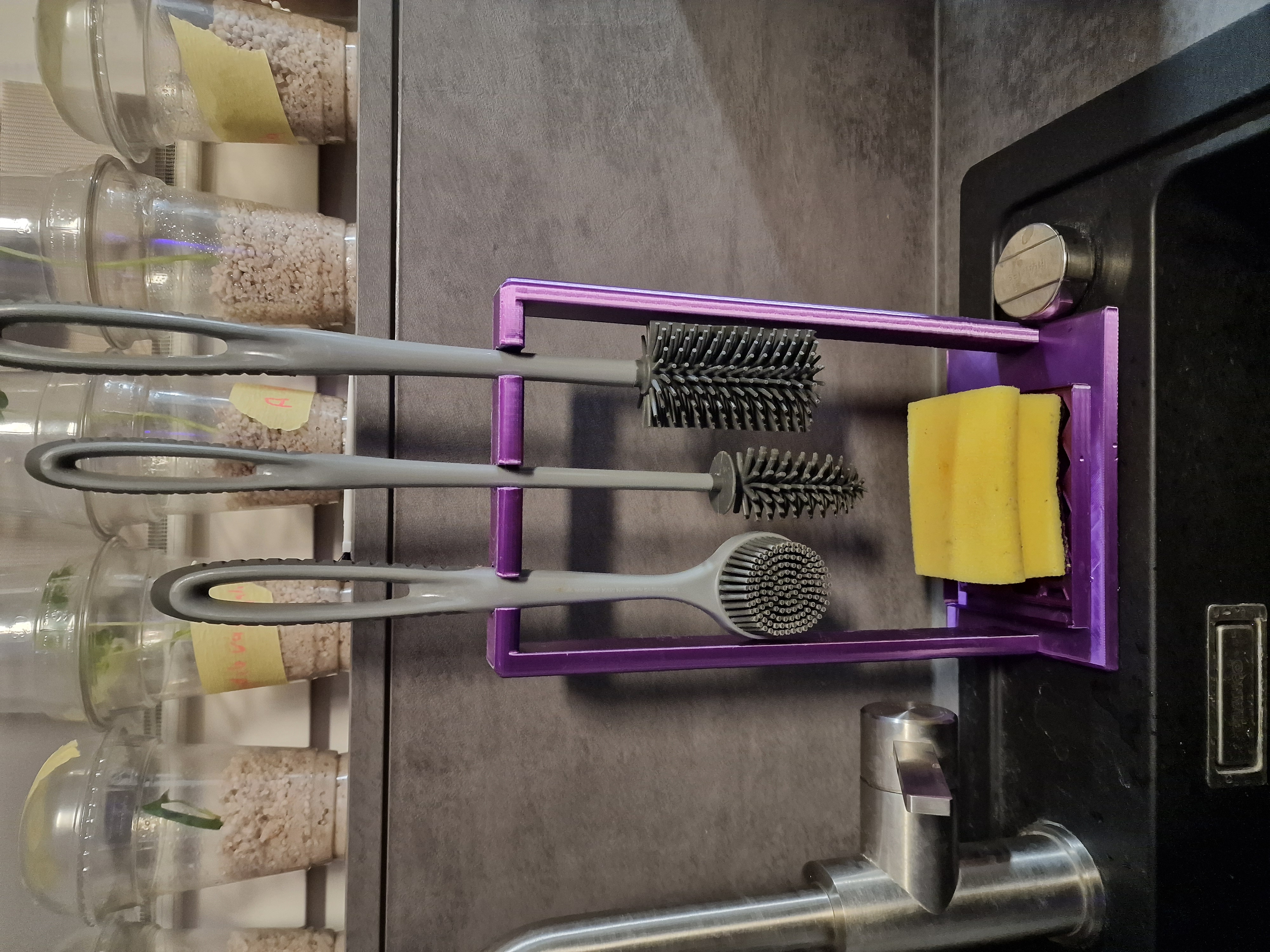 Dishwashing brush stand with sponge tray