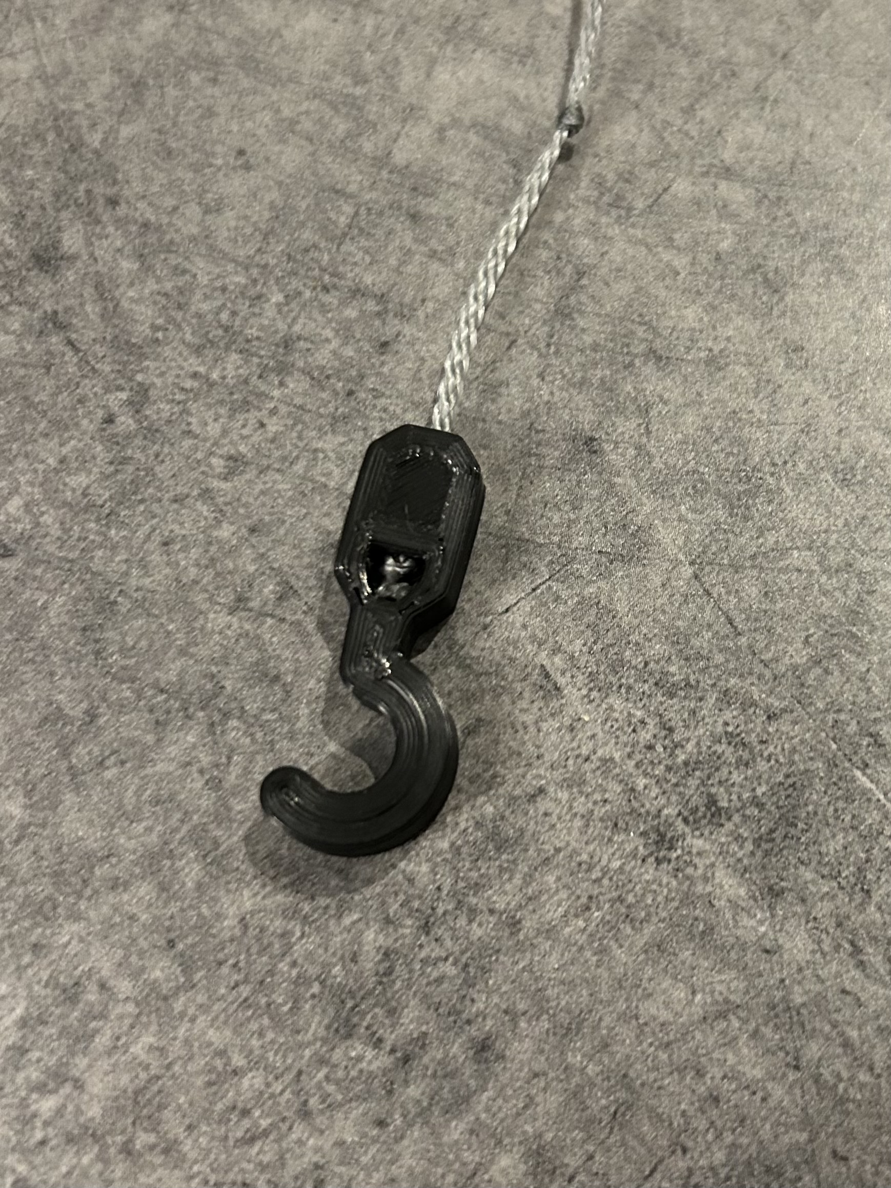 Miniatura 3 do modelo 3D Small toy hook (string mount)